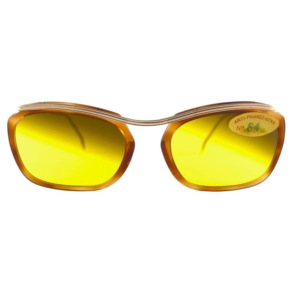 Vintage Small Gold & Tortoise Frame Anti Phares Lynx Lenses 1960'S  Sunglasses For Sale