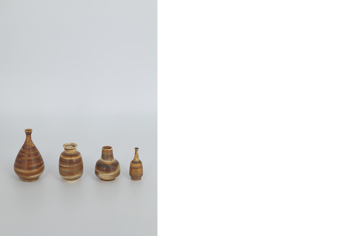 Set of 4 Small Mid-Century Scandinavian Modern Collectible Honey Stoneware Vase For Sale 2