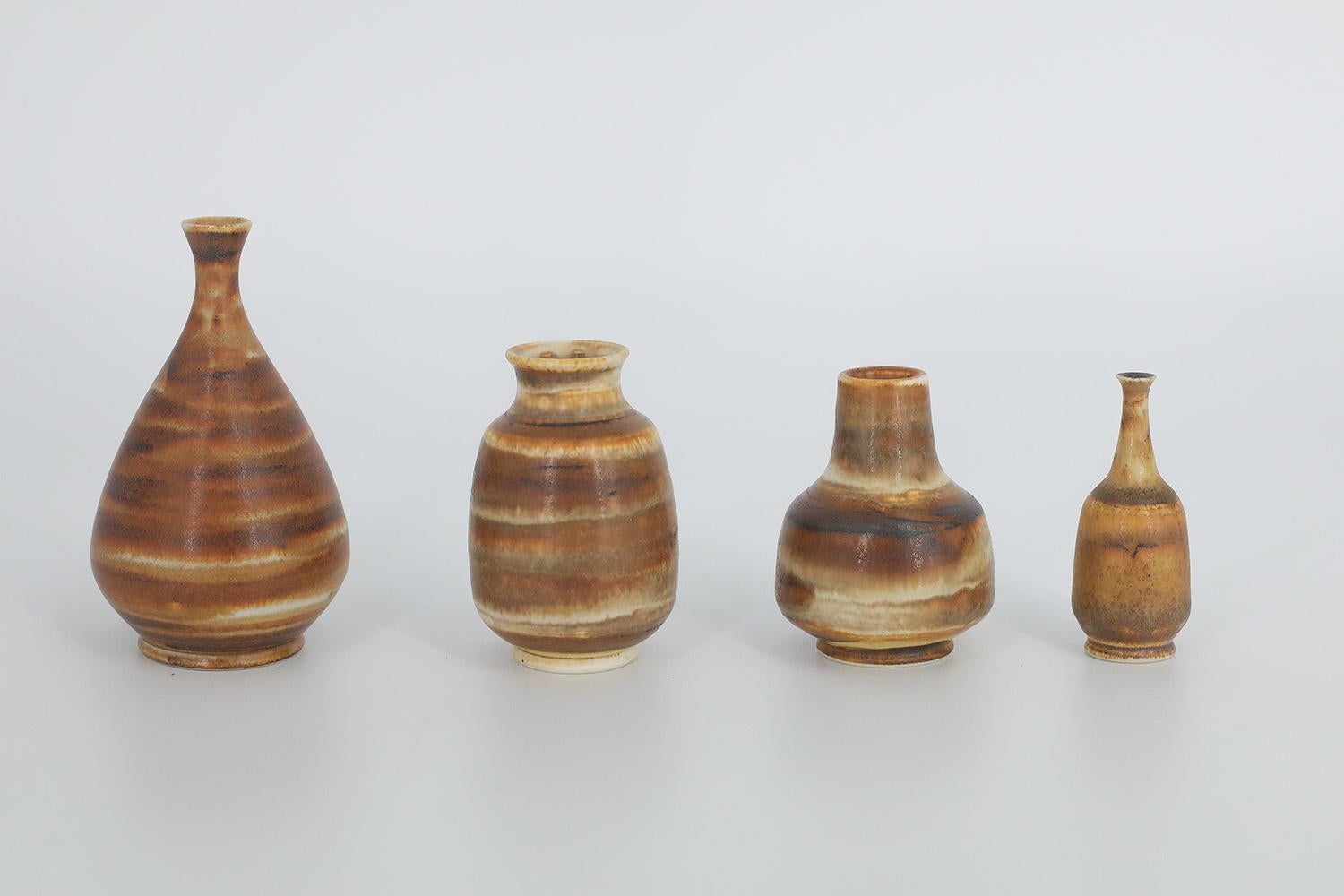 Set of 4 Small Mid-Century Scandinavian Modern Collectible Honey Stoneware Vase For Sale 3