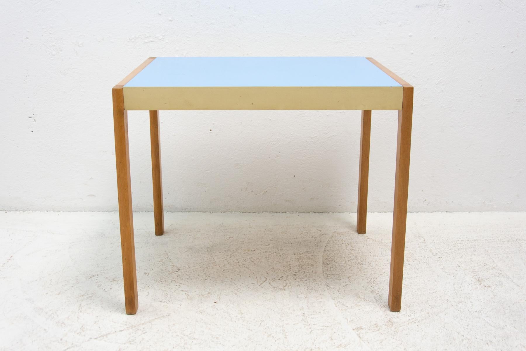 Vintage Small Side Table by Ton, 1970´S, Czechoslovakia For Sale 4