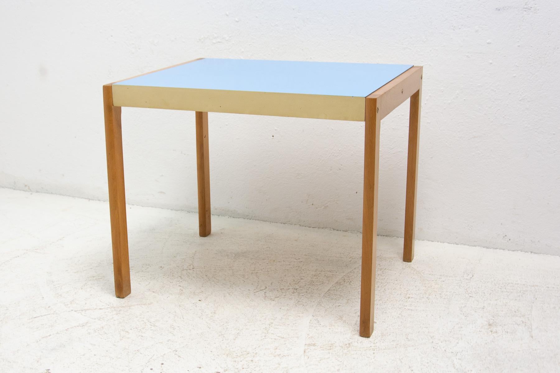 Vintage Small Side Table by Ton, 1970´S, Czechoslovakia For Sale 7
