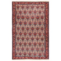 Kleiner Sarouk Farahan Persischer Vintage-Teppich. 5 ft 1 in x 7 ft 9 in 