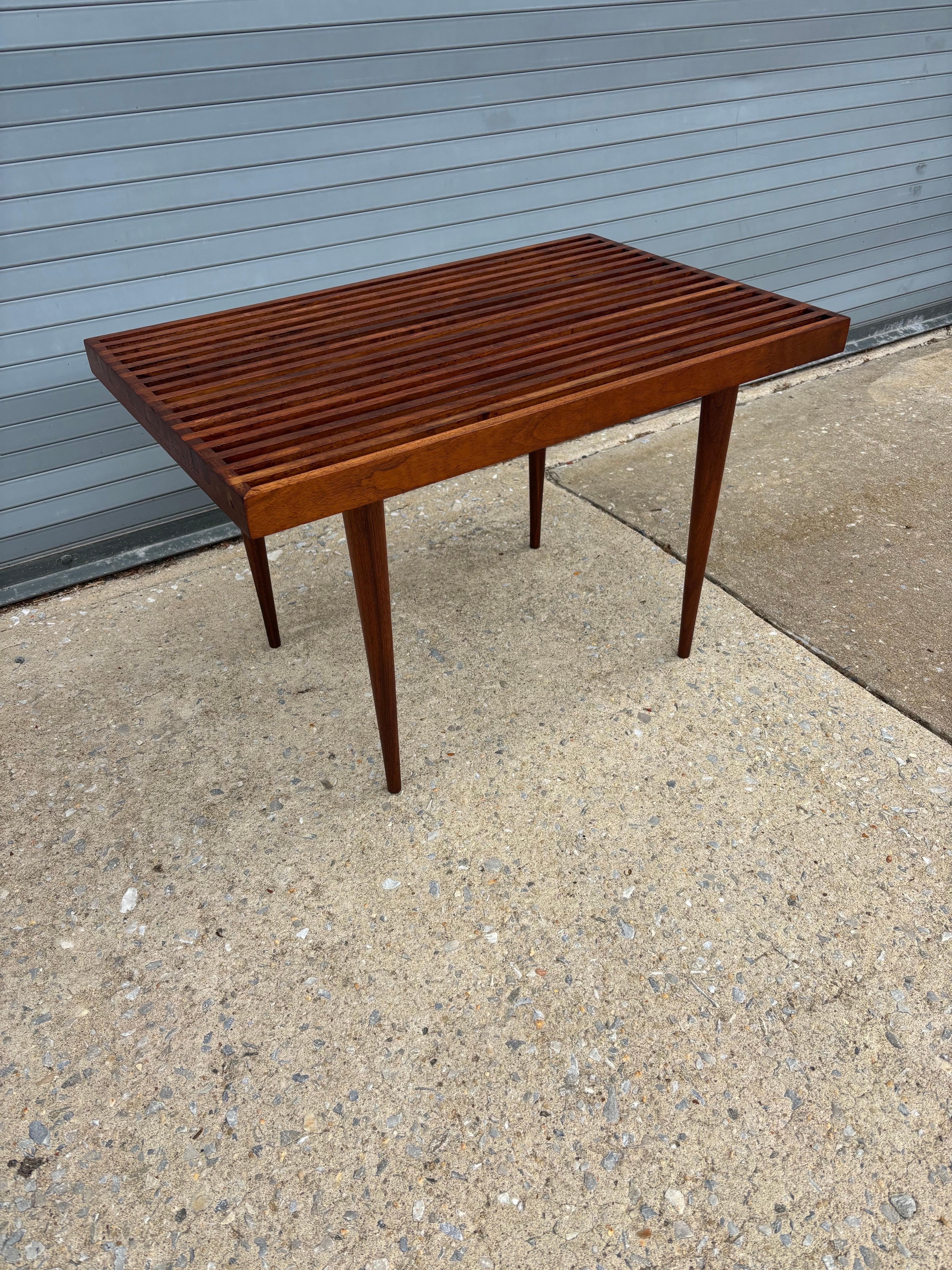 Vintage Small Slatted Bench on Tapered Legs by Mel Smilow For Sale 1