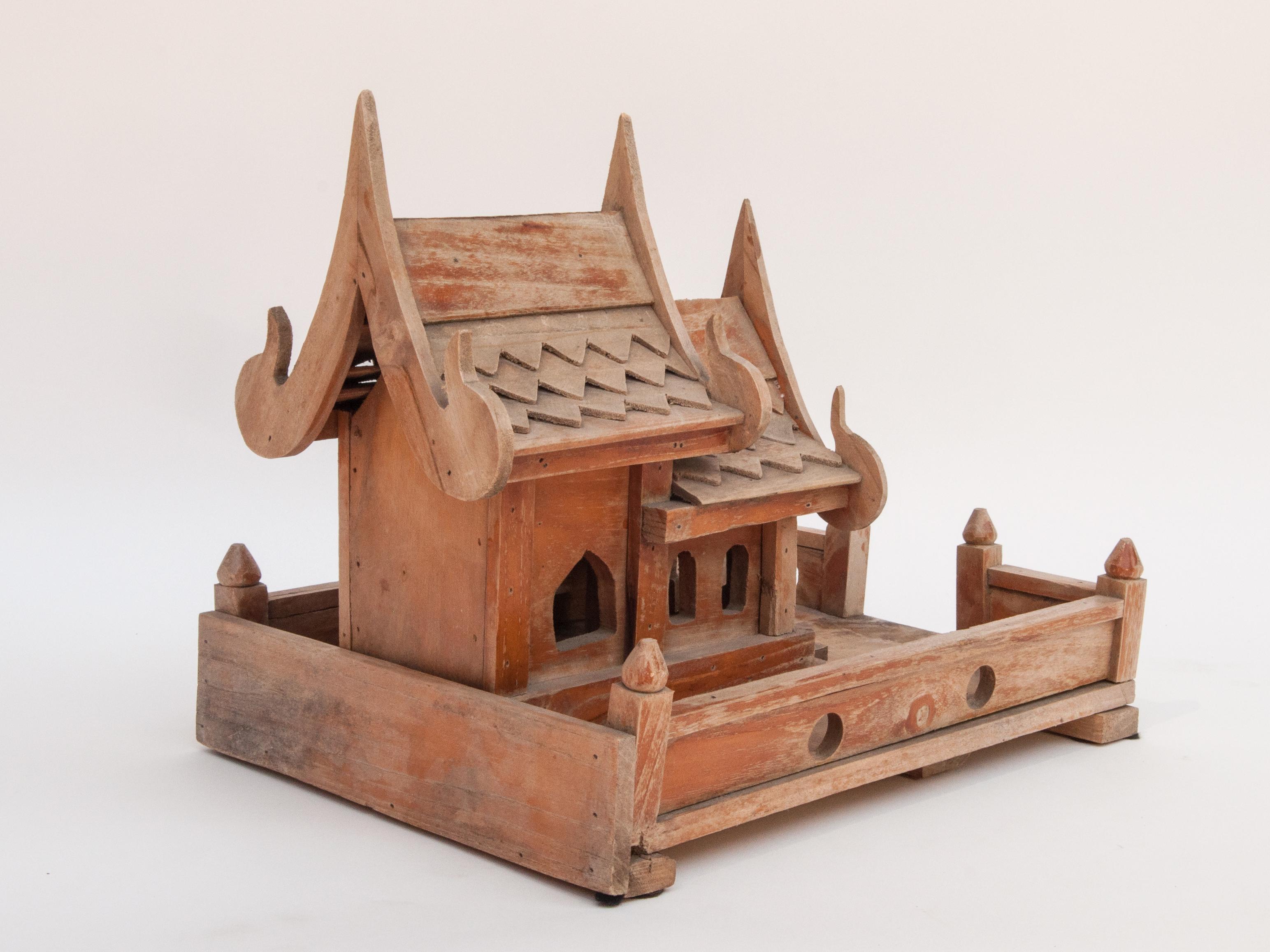 Mid-20th Century Vintage Small Spirit House from Northern Thailand, Teak, Mid-Late 20th Century