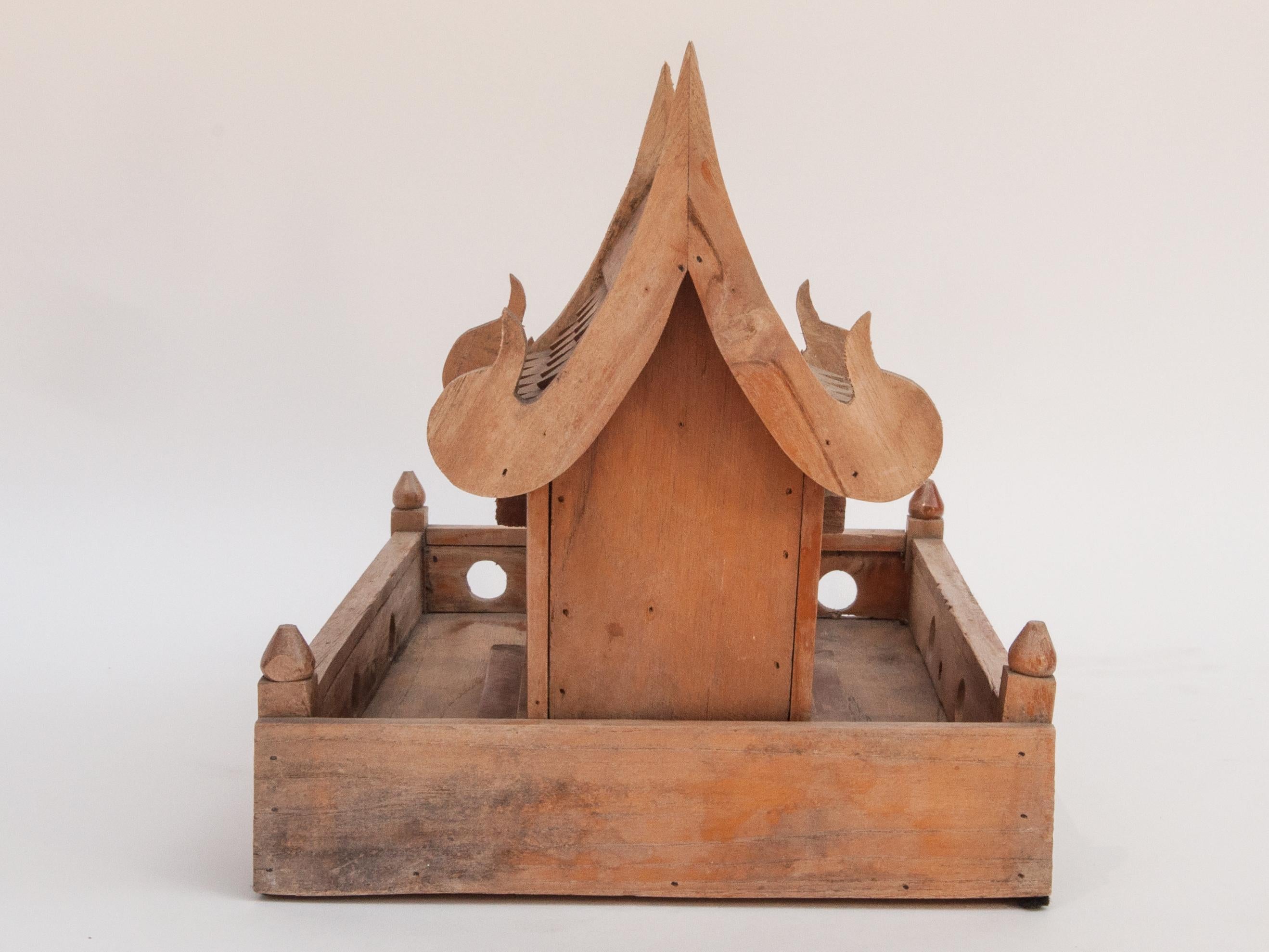 Vintage Small Spirit House from Northern Thailand, Teak, Mid-Late 20th Century 1
