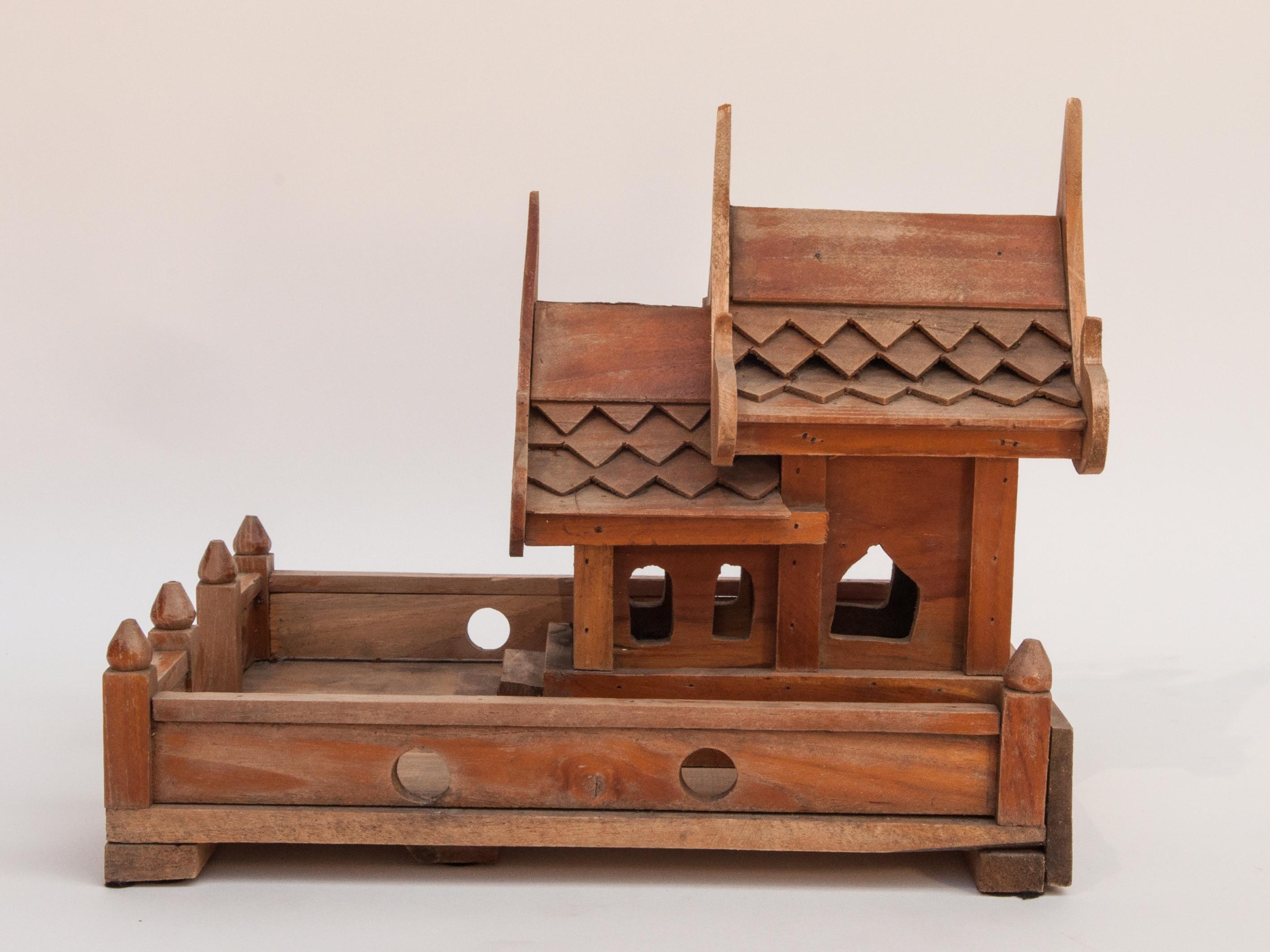 Vintage Small Spirit House from Northern Thailand, Teak, Mid-Late 20th Century 3