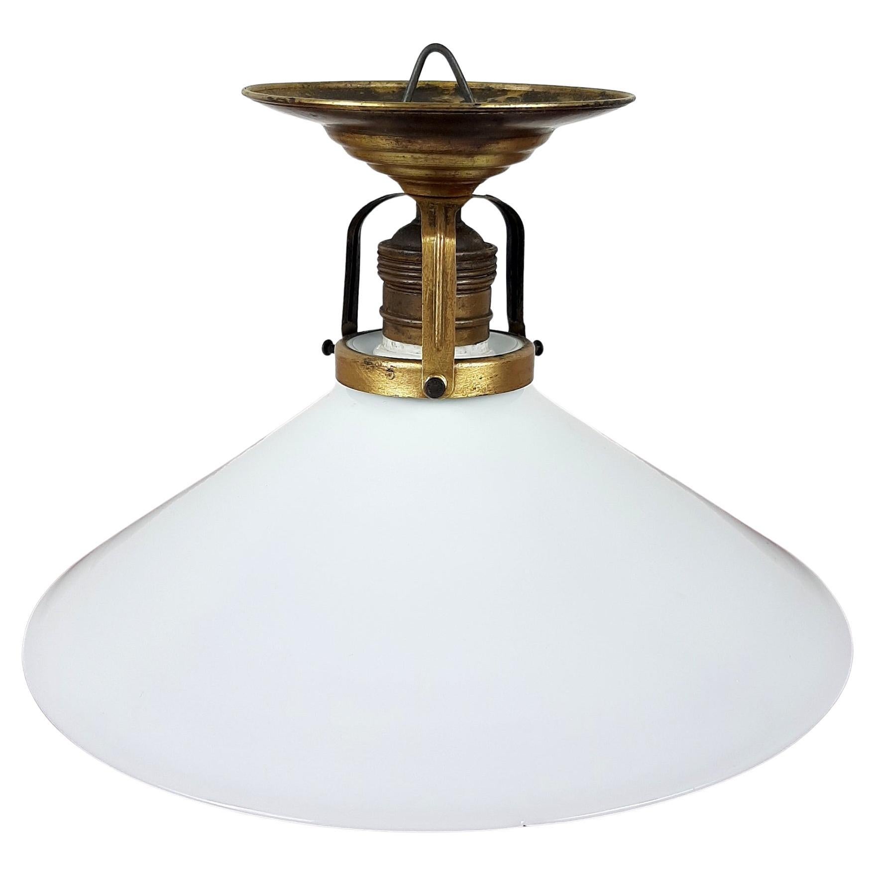 Lampada a sospensione vintage piccola e bianca, Italia, anni '40