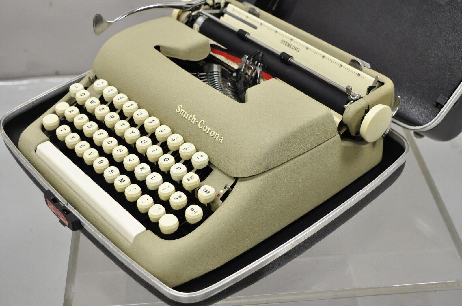 Vintage Smith Corona Sterling Manual Portable Typewriter with Hard Case In Good Condition For Sale In Philadelphia, PA