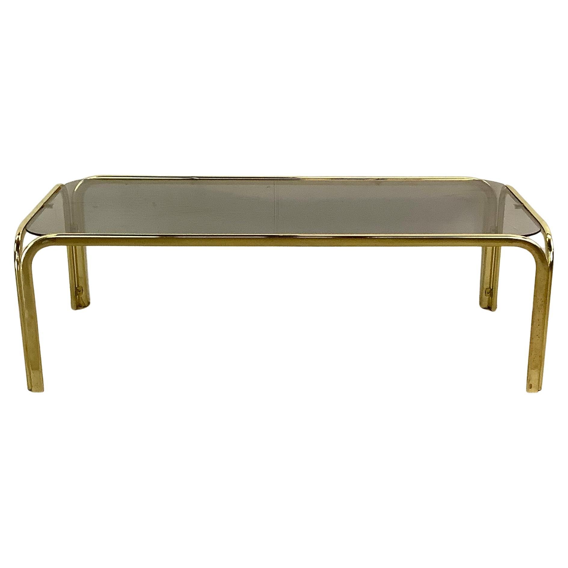 Table basse vintage en verre fumé en vente