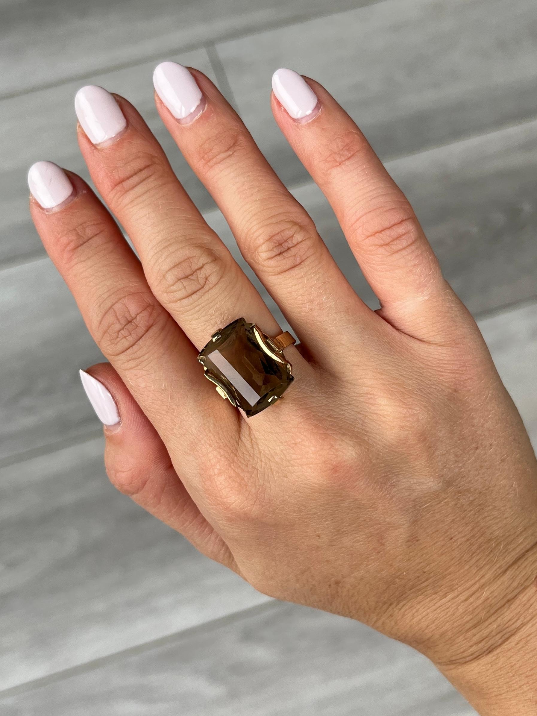 Emerald Cut Vintage Smokey Quartz and 9 Carat Gold Cocktail Ring For Sale