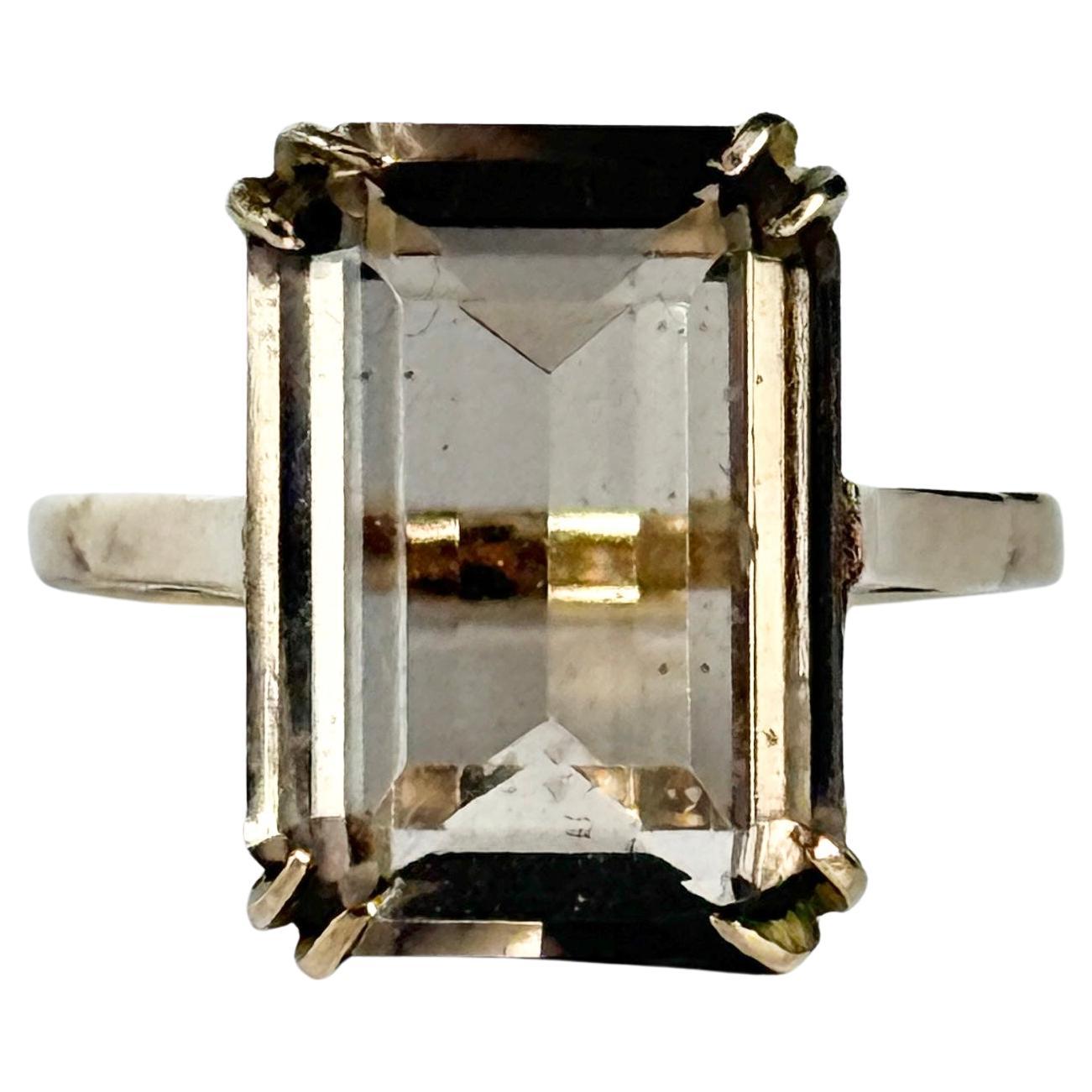 Anillo de cóctel vintage de cuarzo ahumado y oro de 9 quilates en venta