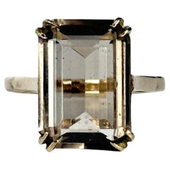 Anillo de cóctel vintage de cuarzo ahumado y oro de 9 quilates