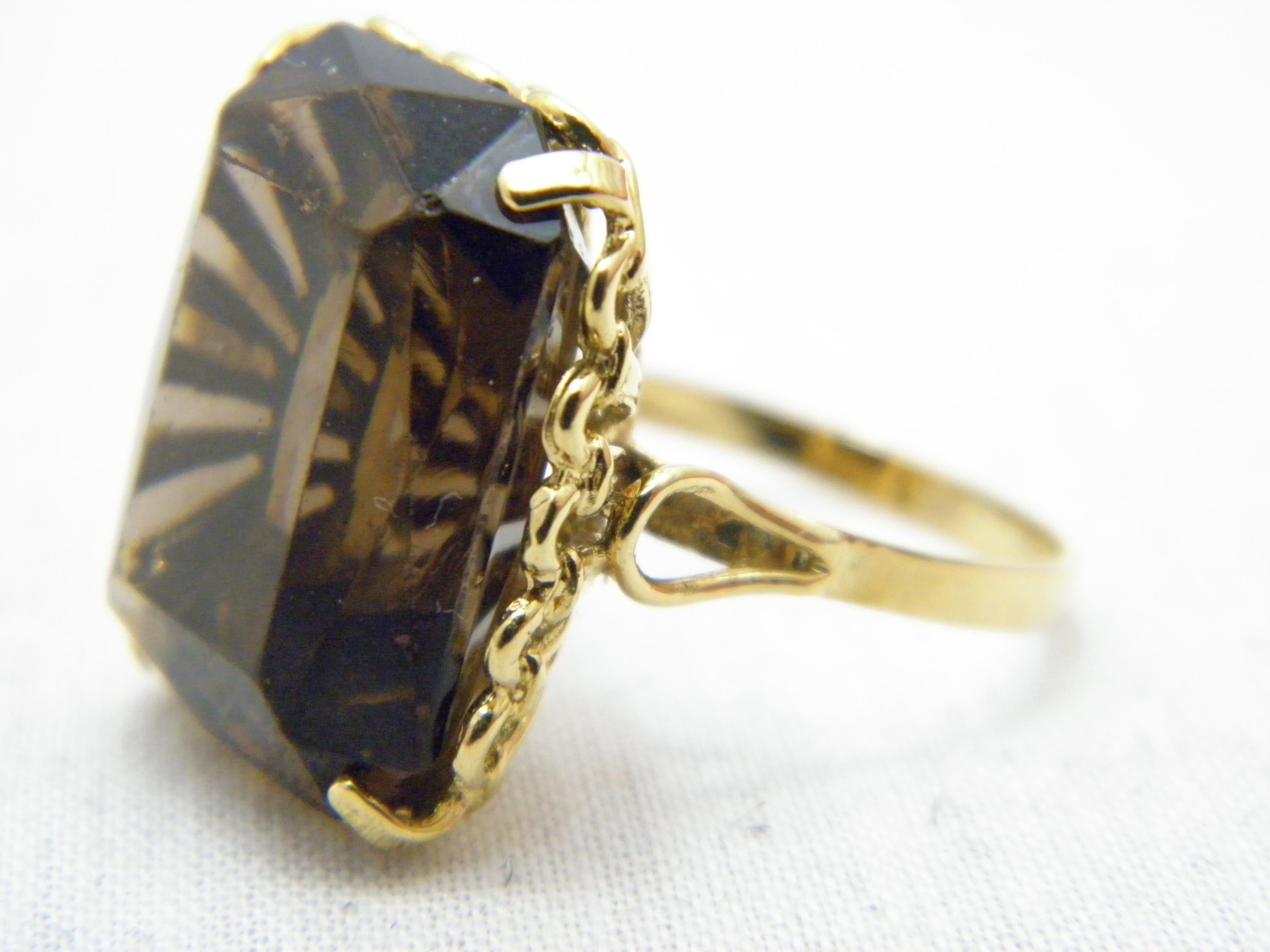 Art Deco Vintage Smoky Quartz 18ct Gold Statement Signet Ring Size Q 8.25 750 Purity For Sale