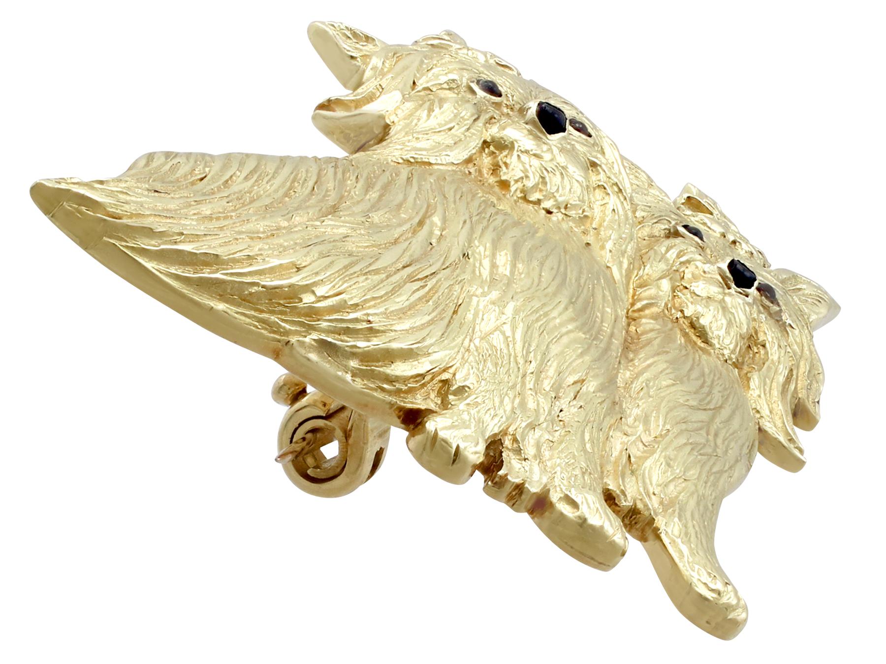An impressive vintage 0.10 carat smoky quartz and 18 karat yellow gold 'Yorkshire Terrier' dog brooch; part of our diverse antique jewellery and estate jewelry collections.

This fine and impressive 18k yellow gold brooch has been modelled in the