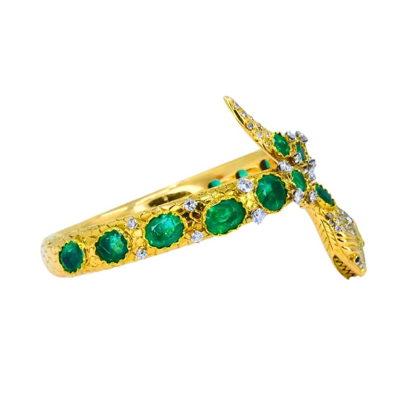 Femenino o masculino Pulsera de serpiente vintage Oro Esmeralda Diamantes Estate Jewelry en venta