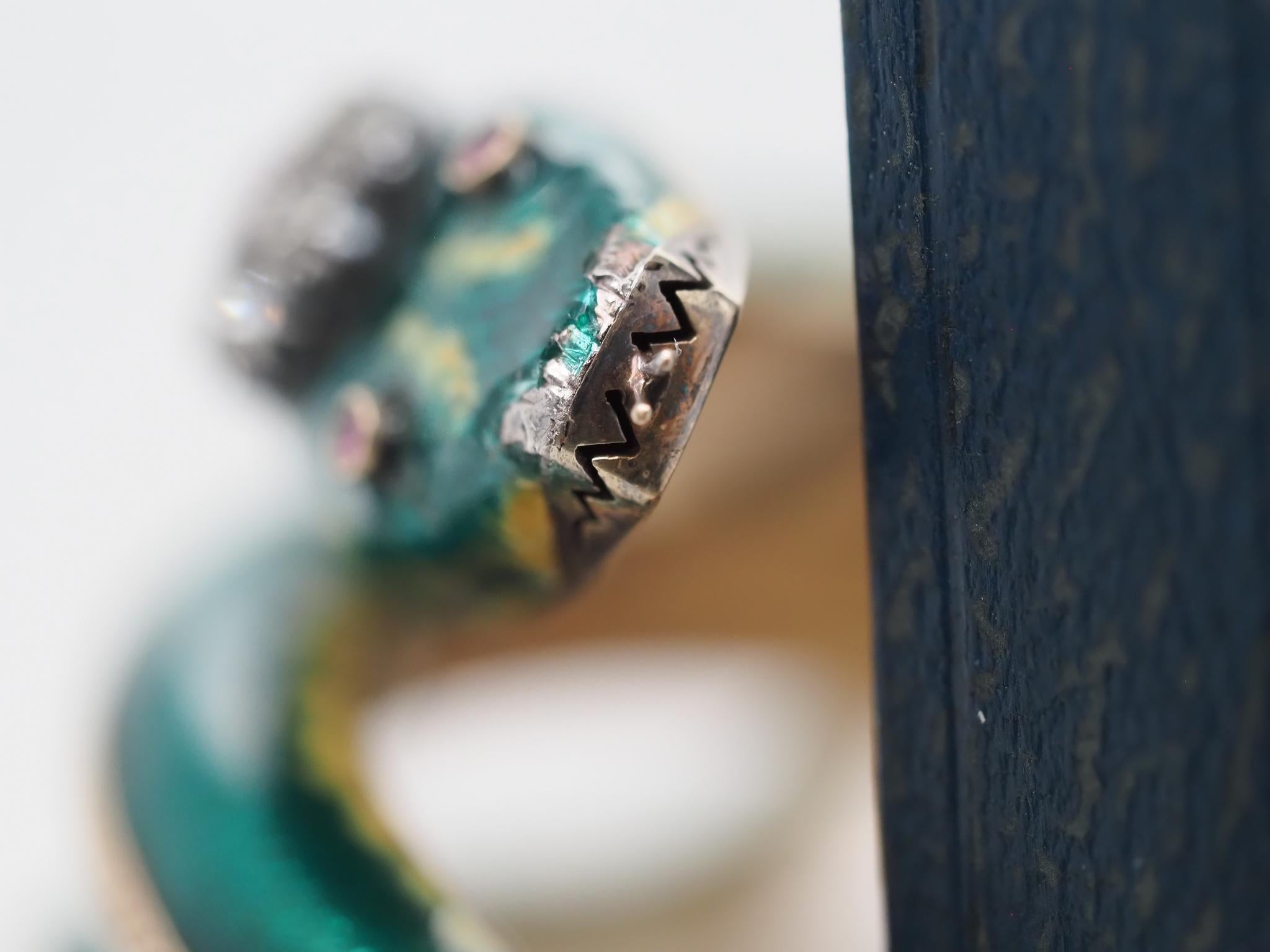 Bracciale vintage a forma di serpente con occhi di rubino e testa di diamante Old Mine in vendita 4