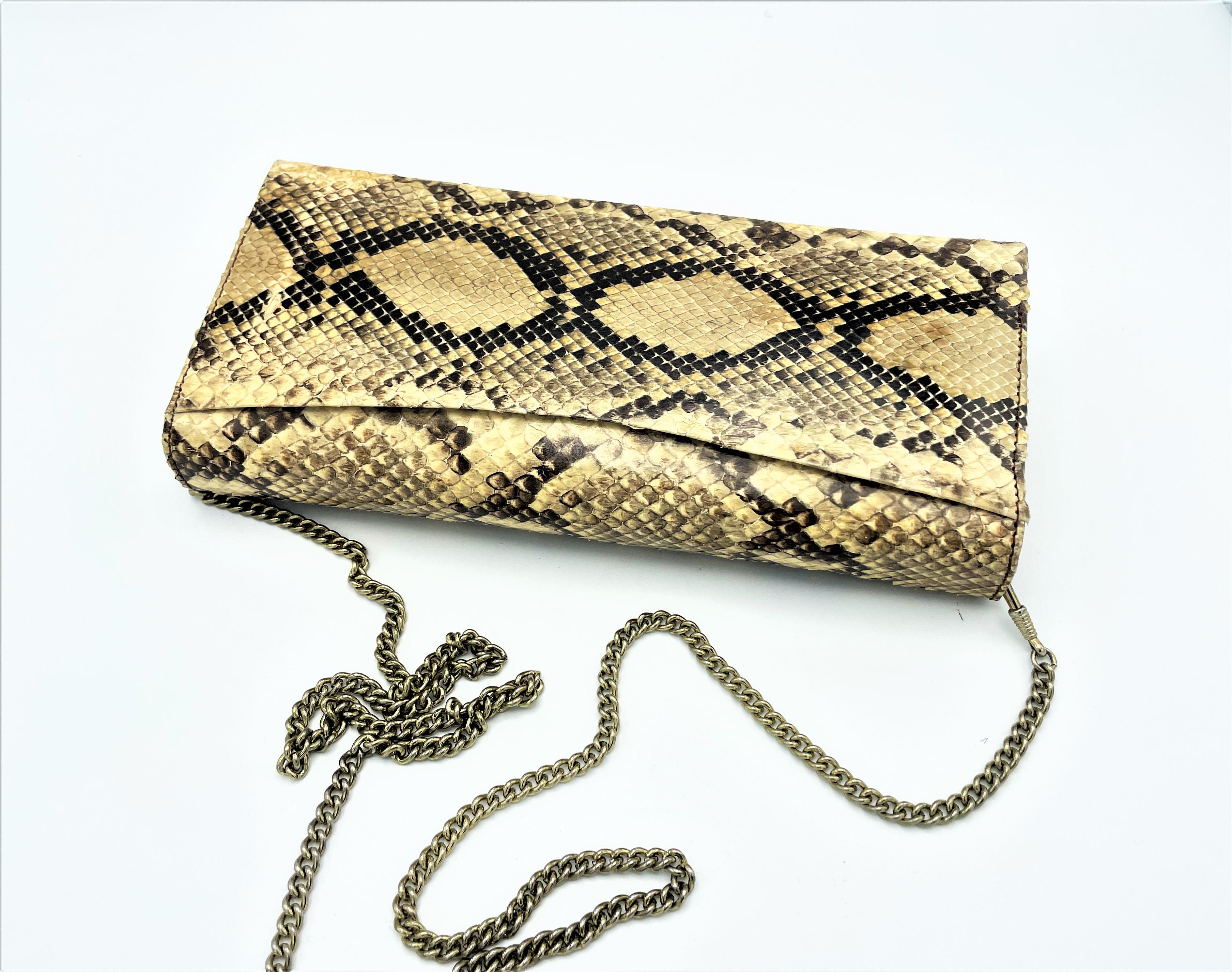 Vintage Schlangen-Clutch-Tasche mit abnehmbarer Langkette, UK 1920er Jahre (Beige) im Angebot