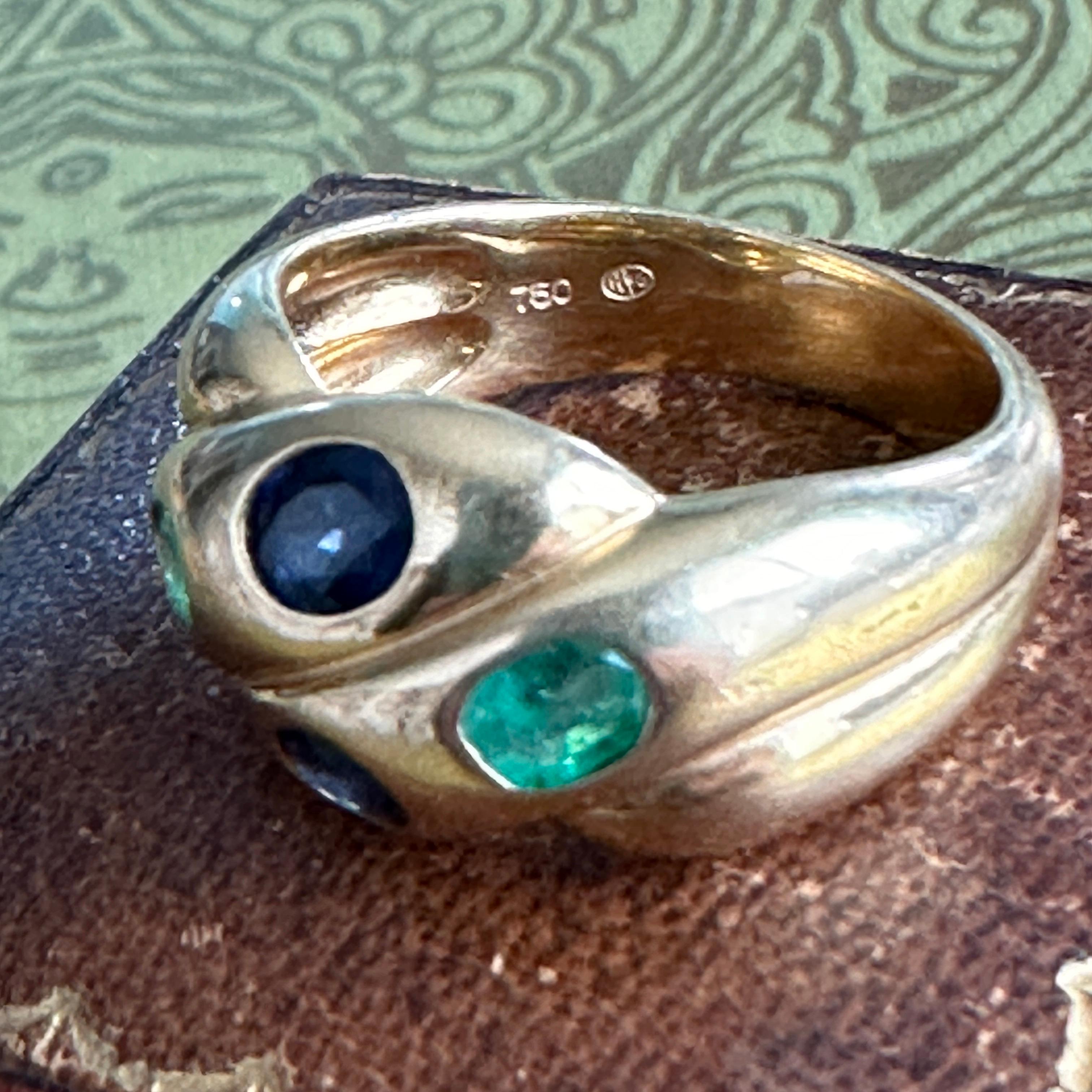 Vintage Snake Ring 18K Gold Emerald Sapphire For Sale 6