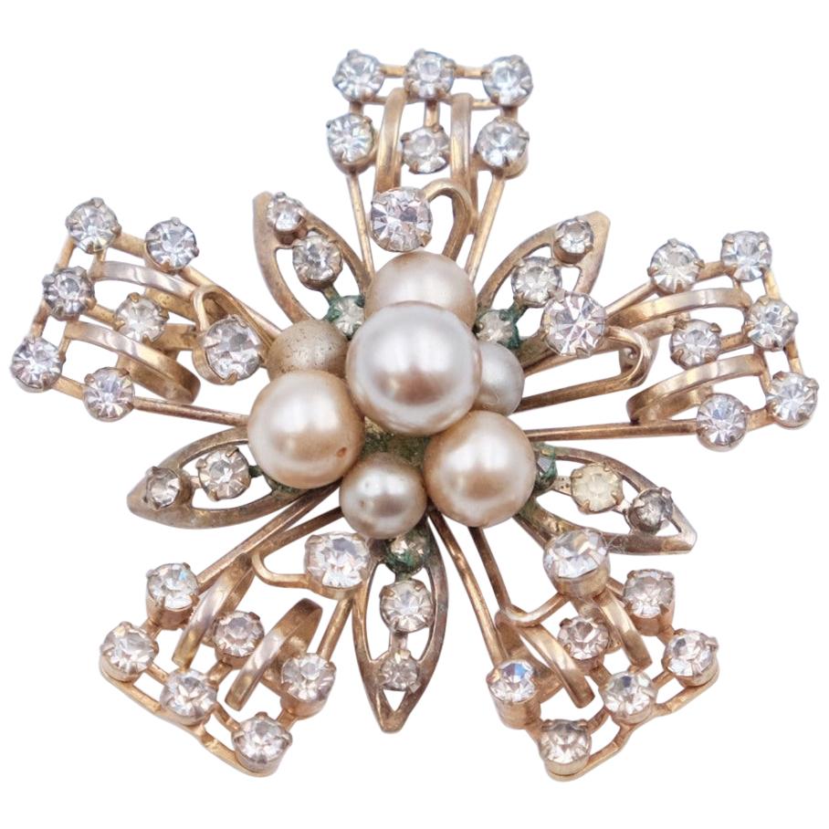 Vintage Snowflake pin by Kramer WIth Faux Pearls and Rhinestones 1960s ...