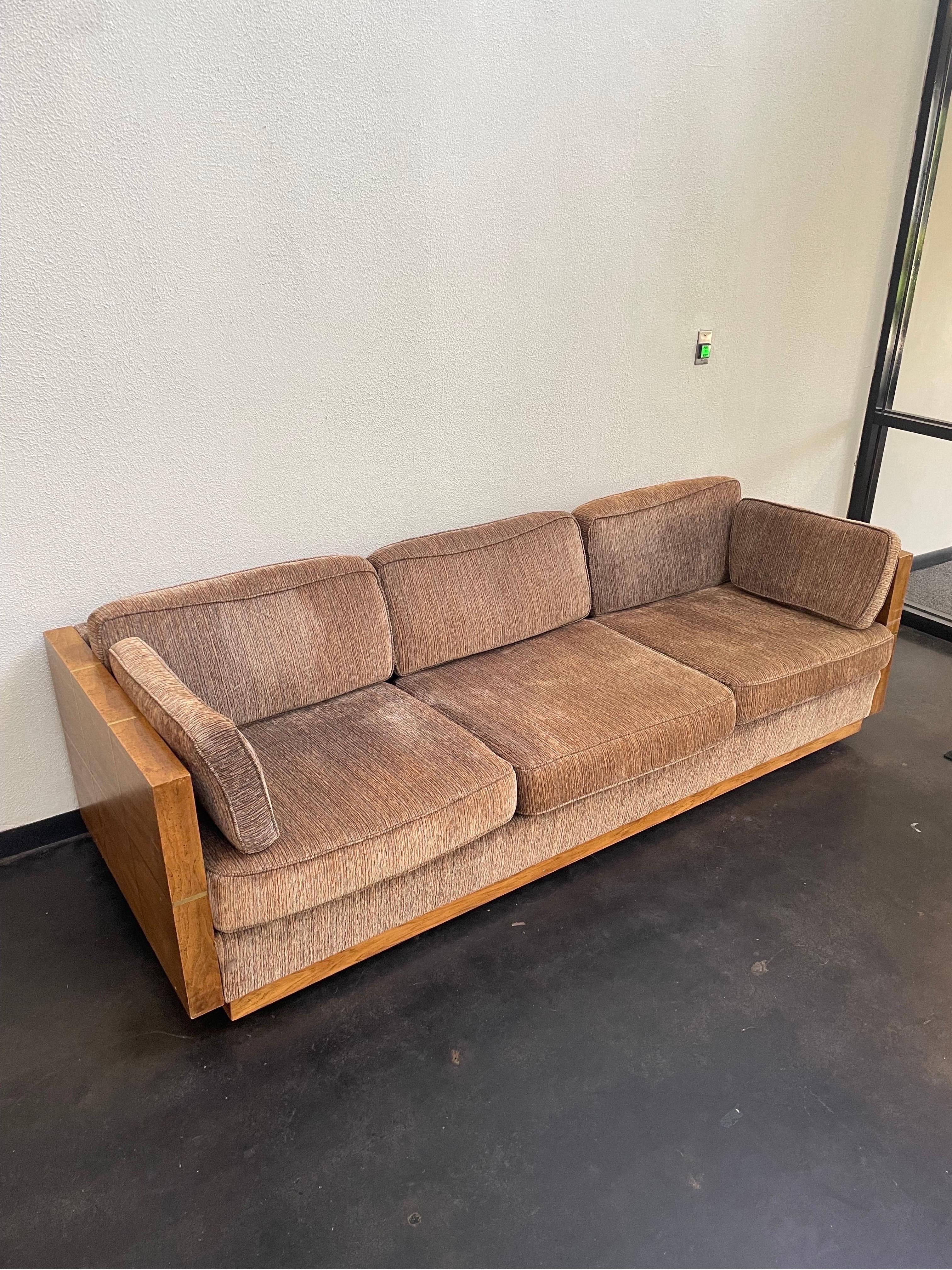 Vintage Sofa Attributed to Milo Baughman for Thayer Coggin In Good Condition In Philadelphia, PA
