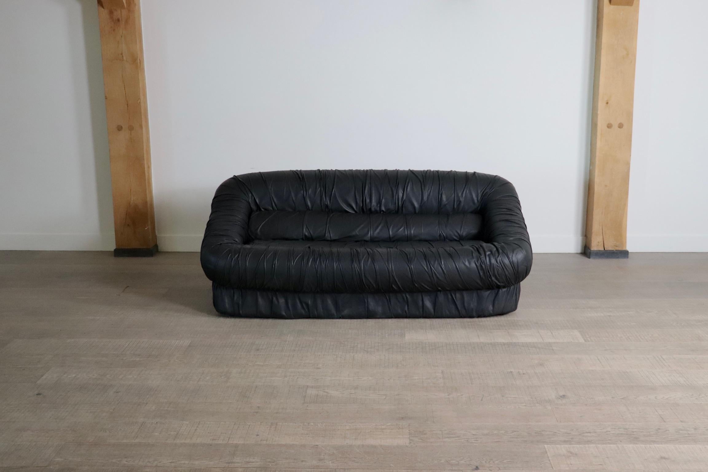 Stunning and highly comfortable sofa designed by Gionatan De Pas, Donato D’Urbino, and Paolo Lomazzi and manufactured in Italy by Dall’Oca in 1970s.

A highly comfortable design, with the iconic allure of the seventies. The original black leather
