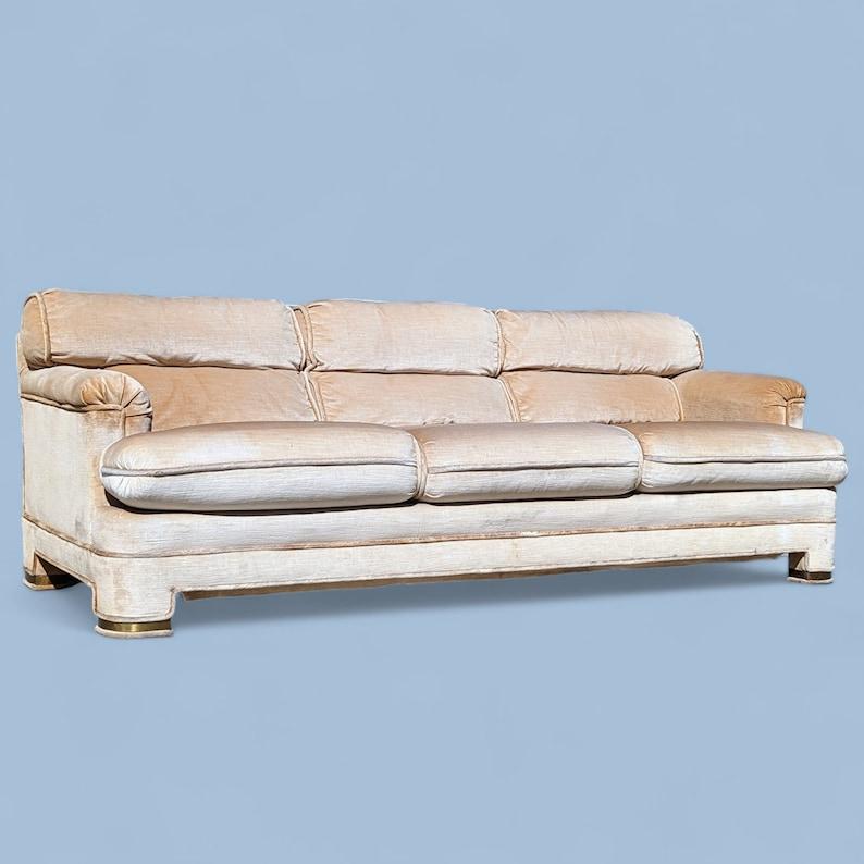 Vintage Sofa by Drexel Heritage, Postmodern, 80s, Velvet, Hollywood Regency, Couch, Mid Century

Vintage from the 1980s

Measurements:
88