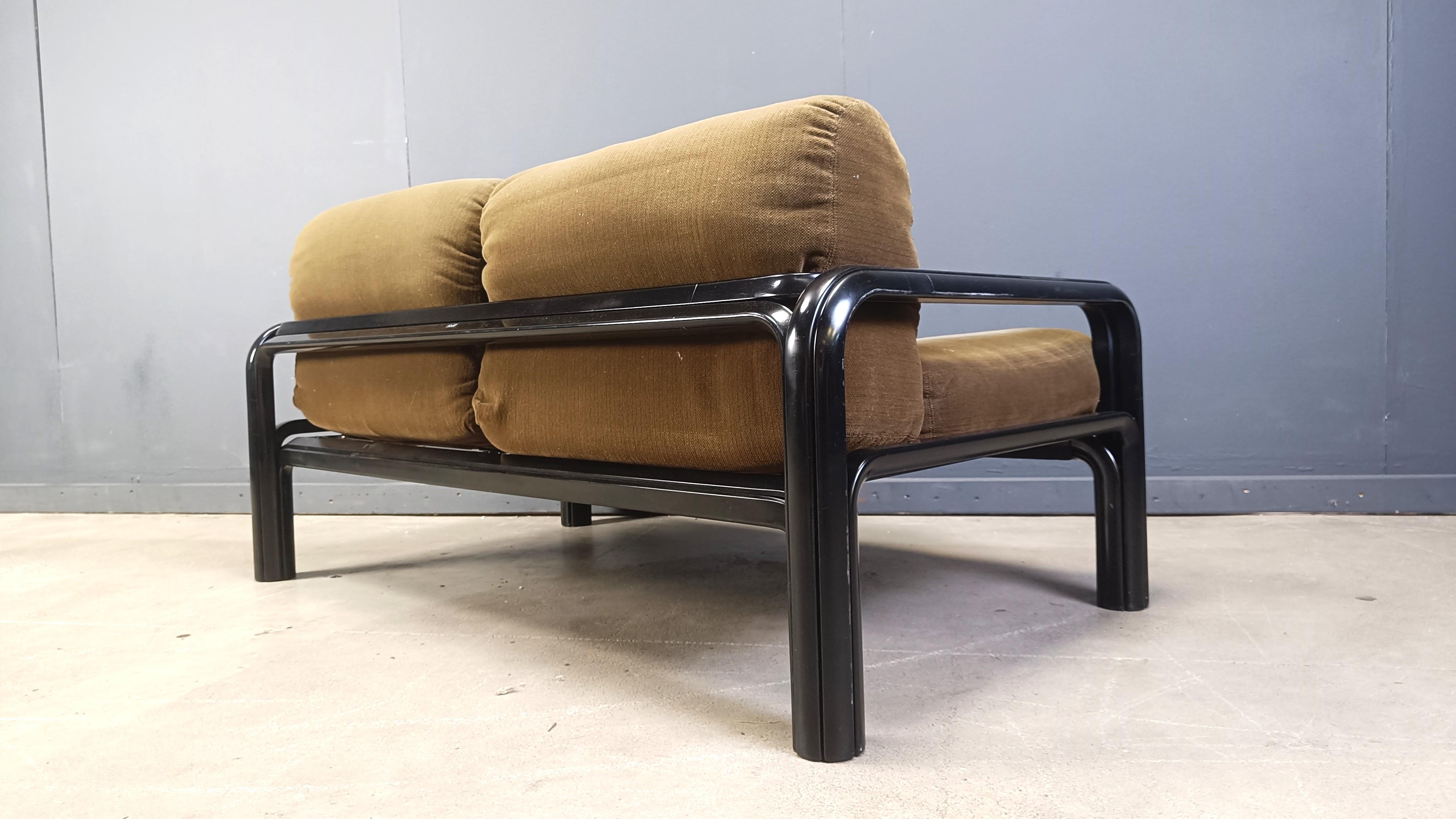 Mid-Century Modern Vintage sofa by Gae Aulenti for Knoll, 1970s For Sale