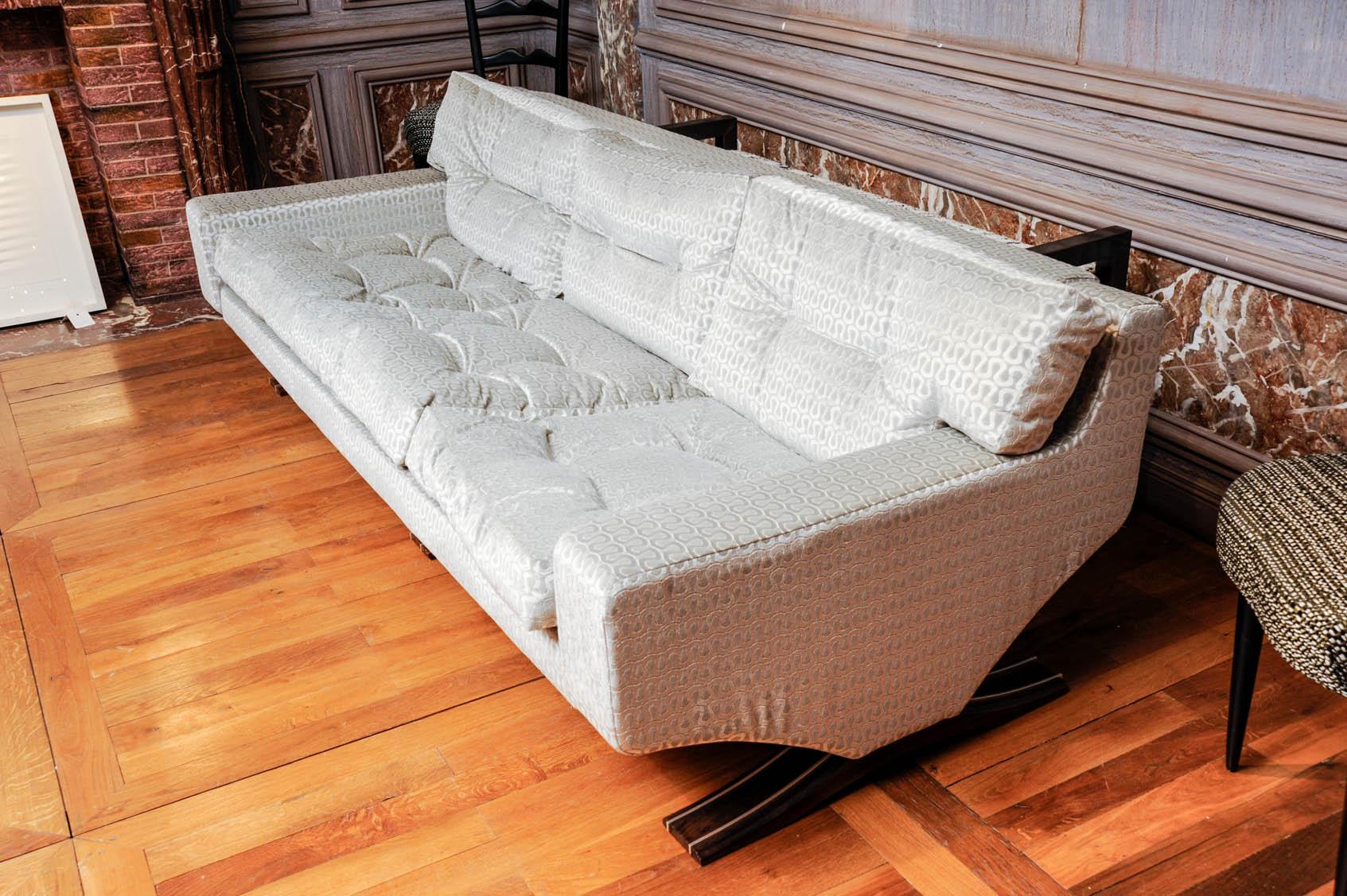 Vintage Sofa In Good Condition In Saint-Ouen (PARIS), FR