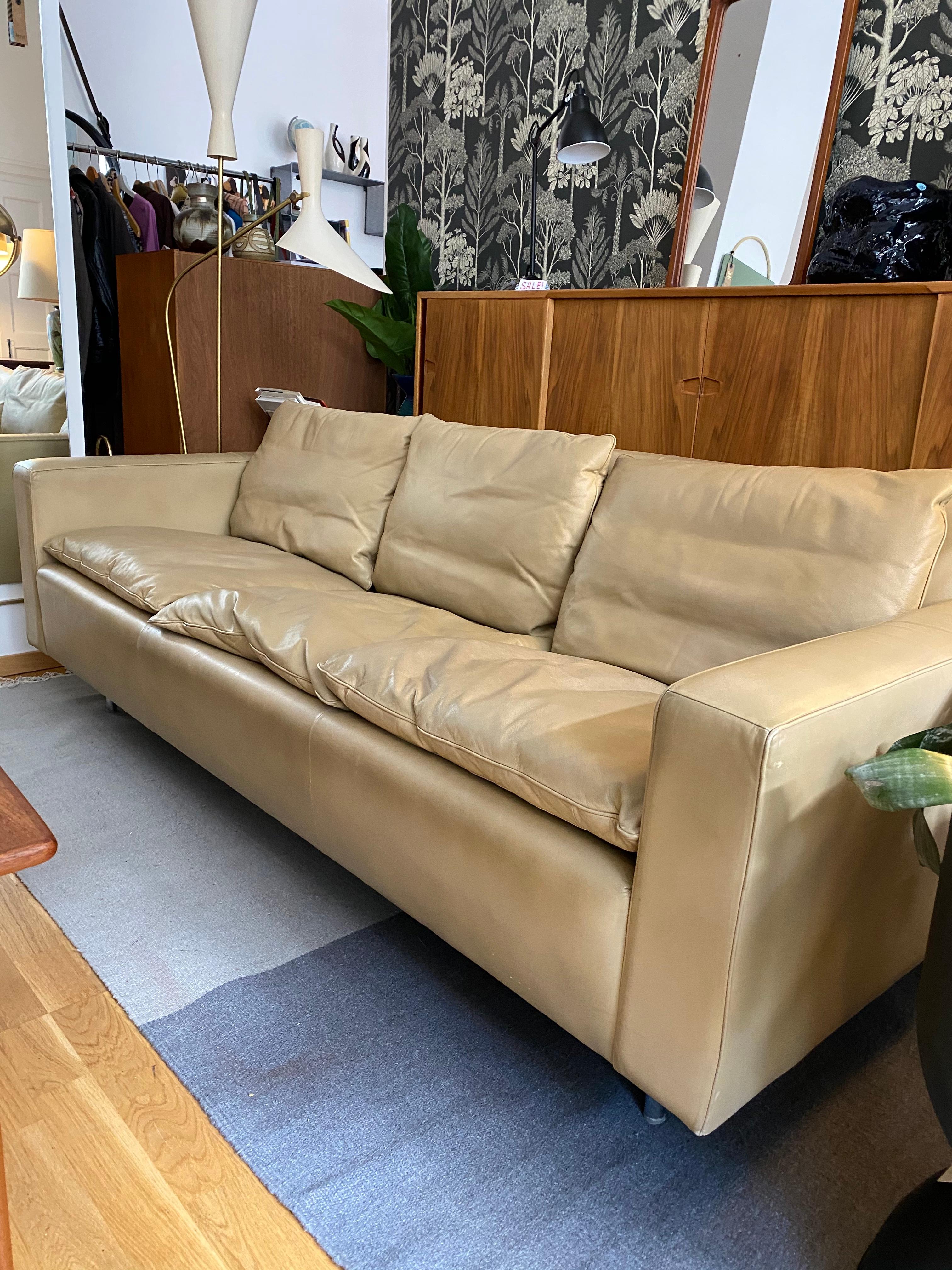 Late 20th Century Vintage Sofa Hugo Peters Leather Switzerland, 70s For Sale