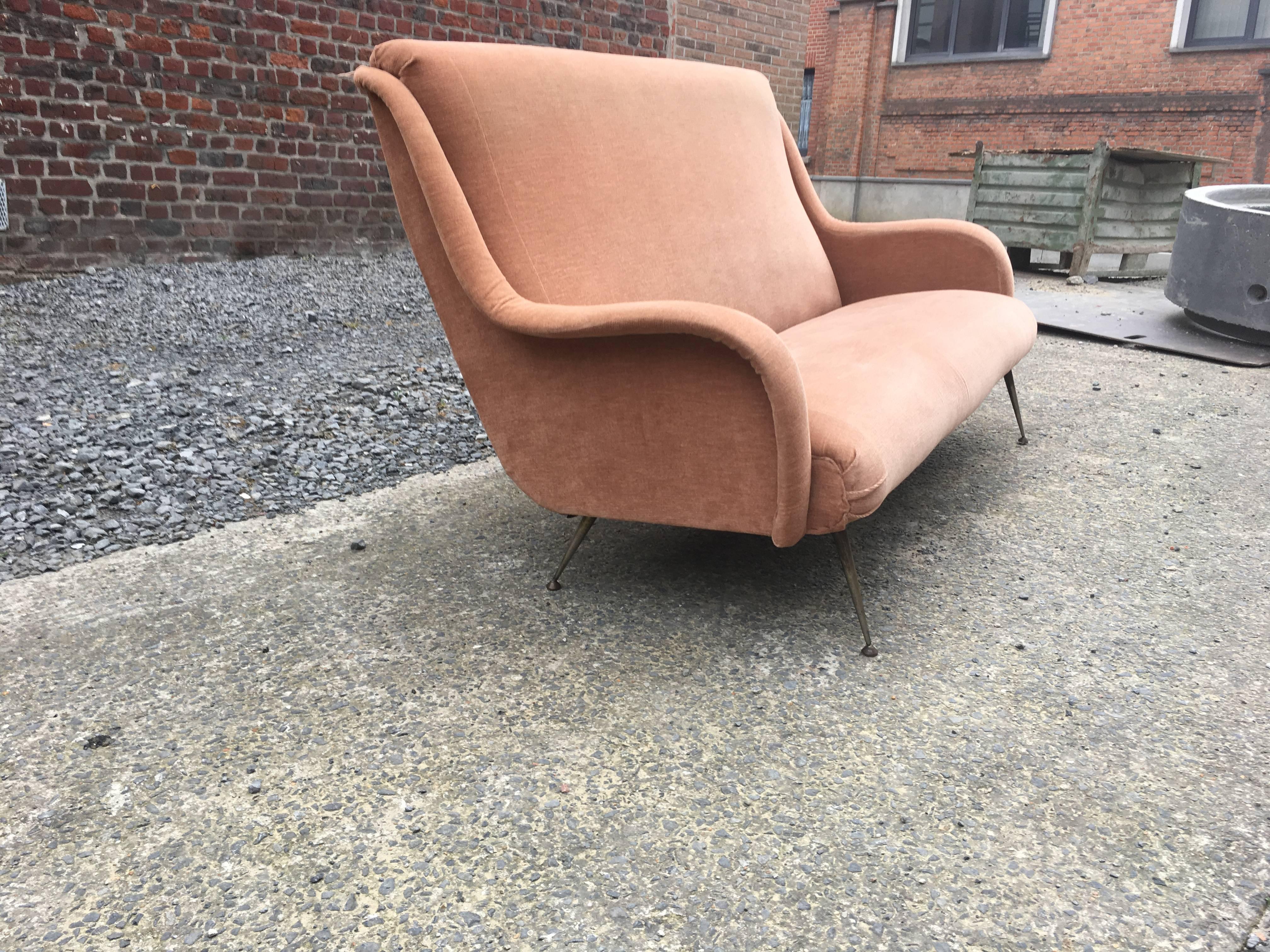 Vintage Sofa in the Style of Marco Zanuso, circa 1960 In Fair Condition For Sale In Saint-Ouen, FR