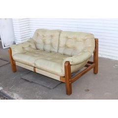 Divano d'epoca nello stile di Percival Lafer