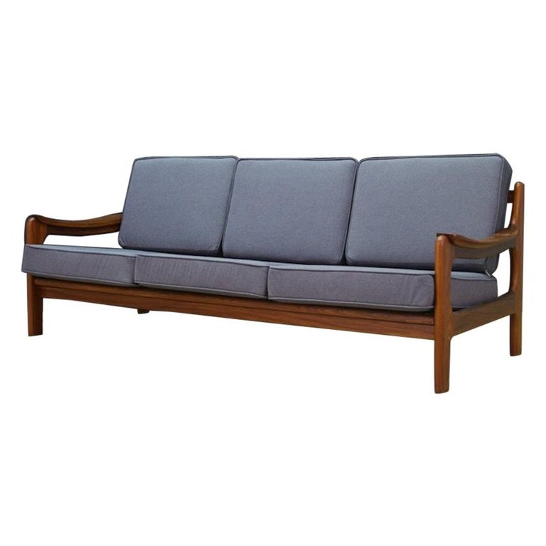 Retro sofa