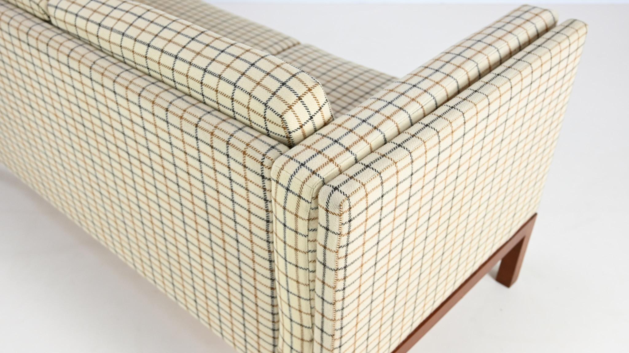 Sofa vintage, rembourrage en laine et teck. Danemark, C.1960 en vente 8