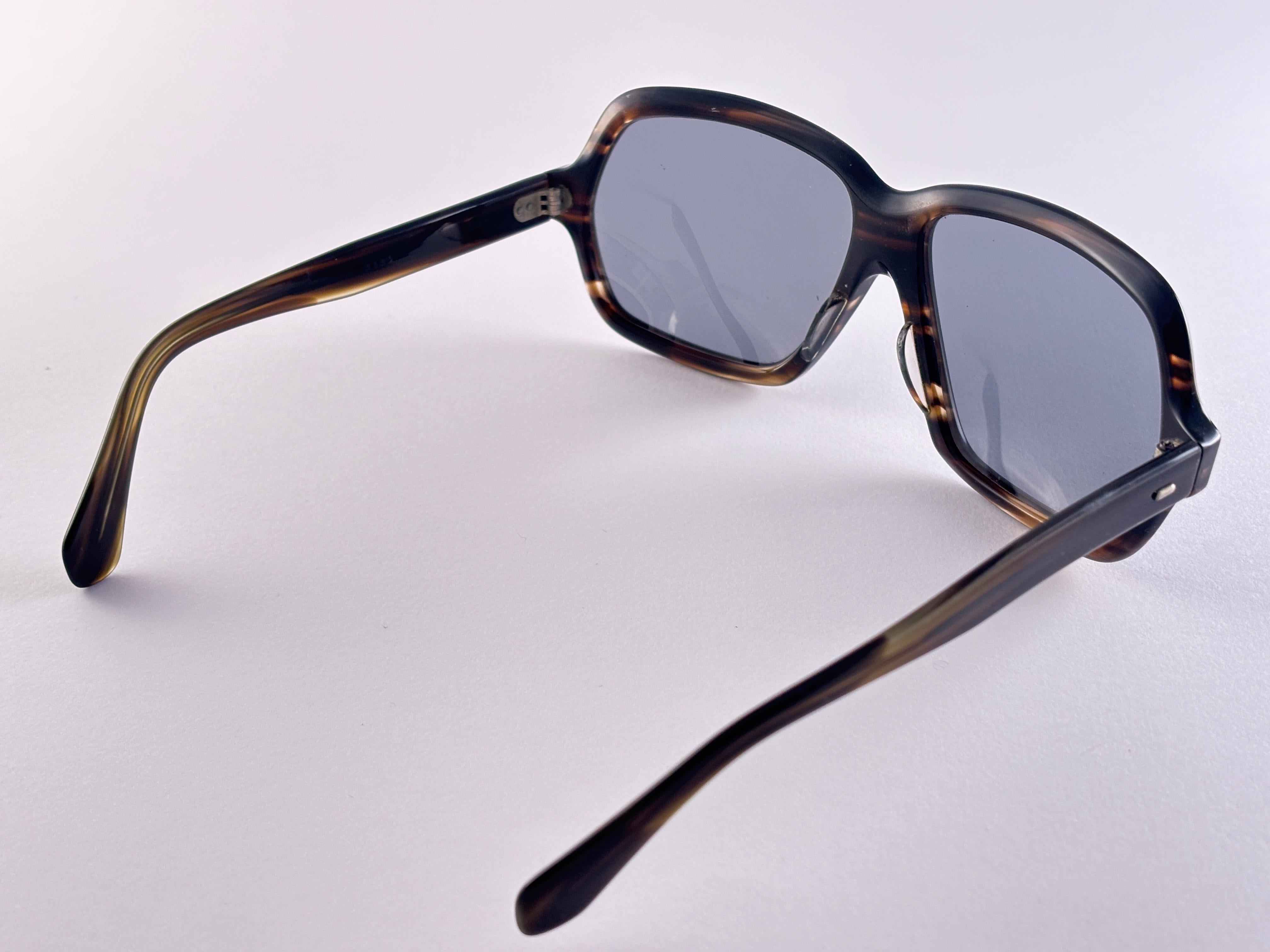 Gris Tortoise foncée surdimensionnée Sol Amor, fabriquée en France, années 1970 en vente