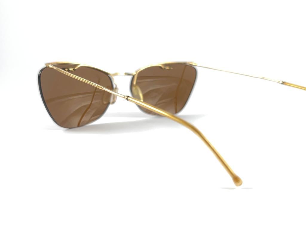 Women's or Men's Vintage Sol Amor Wrap Gold Semi Rimless 1960's  Sunglasses  For Sale