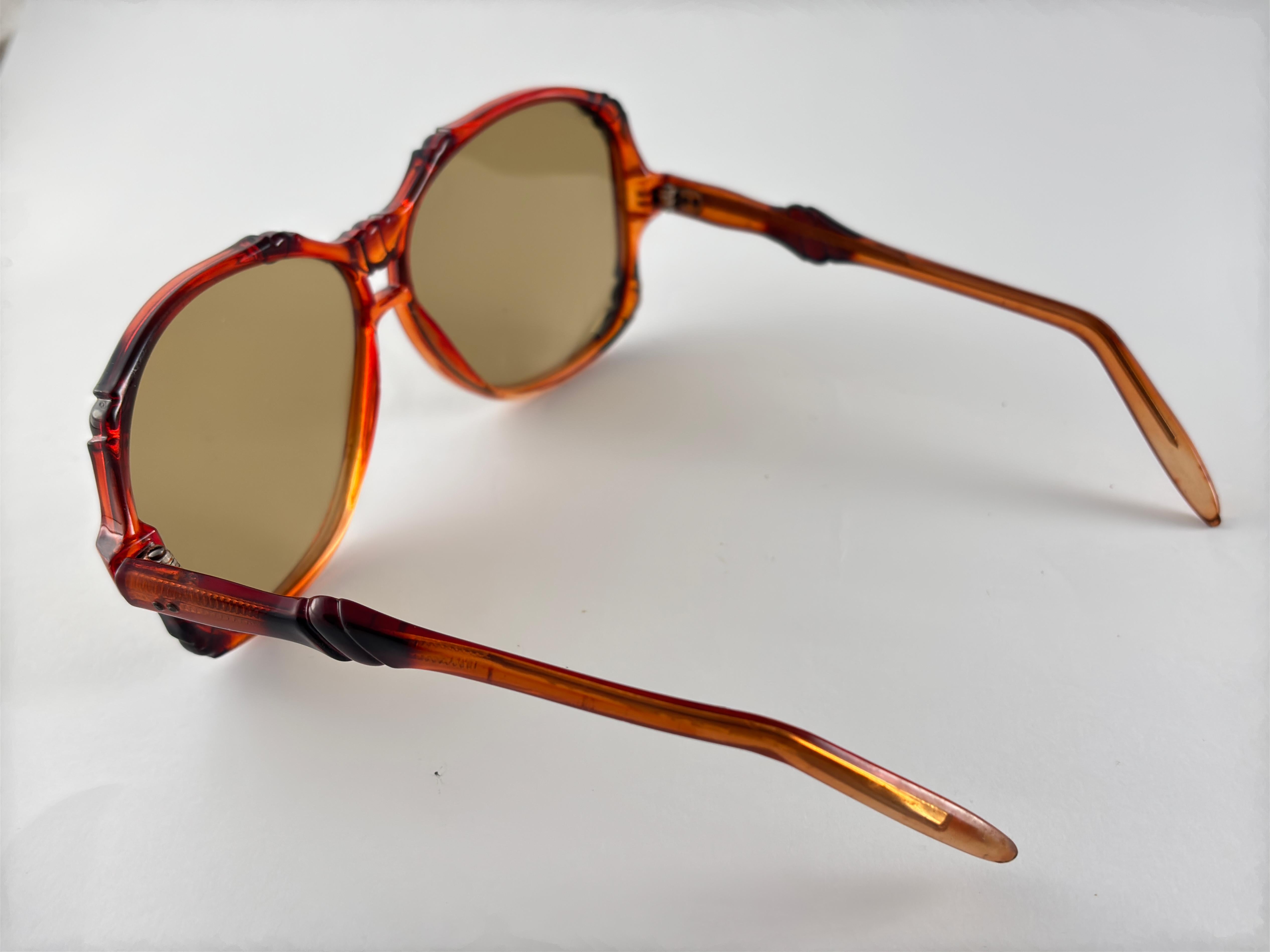 Women's or Men's Vintage Solar Ban Ventura Oversized 1970's Sunglasses For Sale