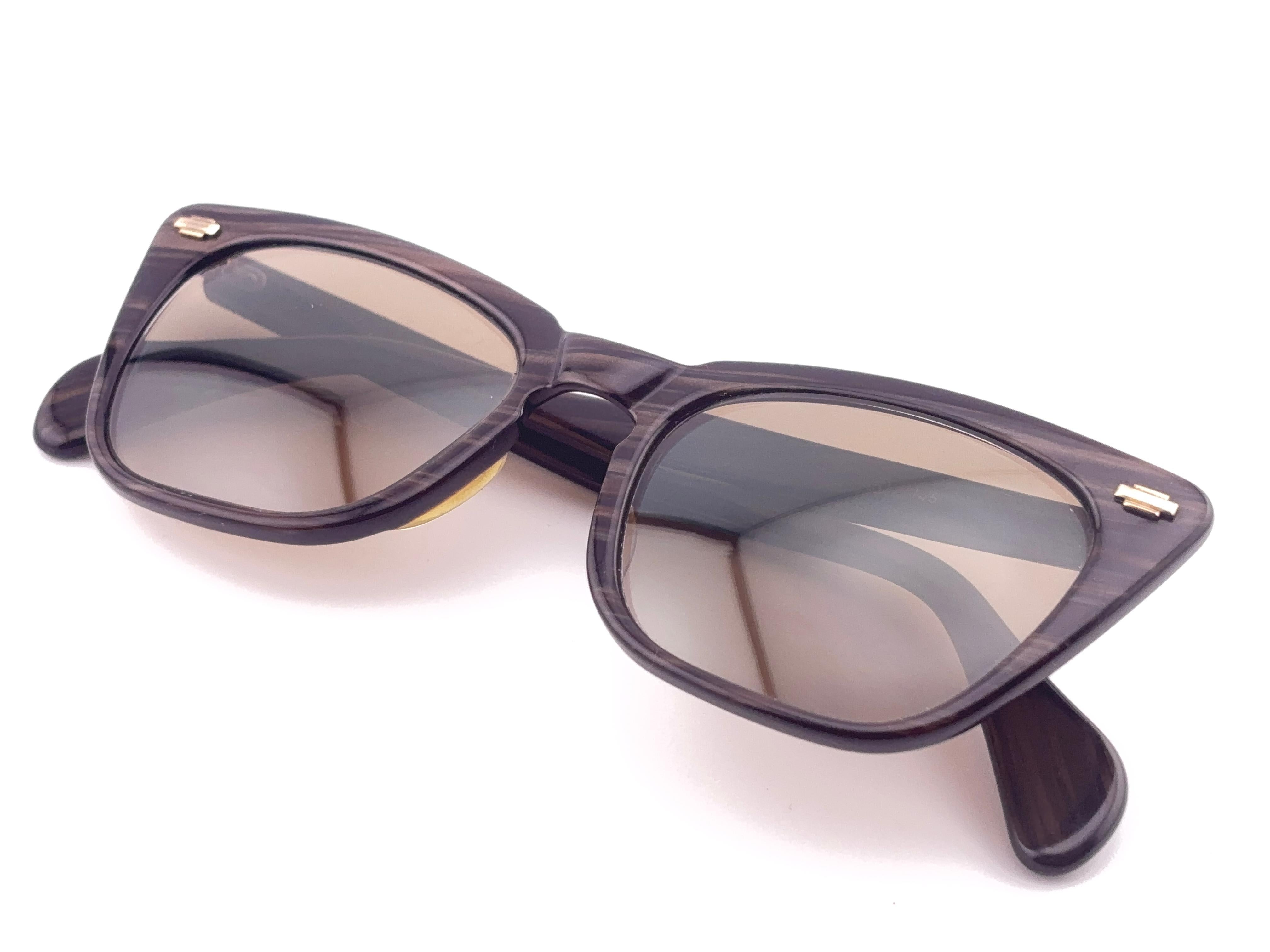 Marrone Occhiali da sole vintage Solaris Midcentury 1960's Made in France in vendita