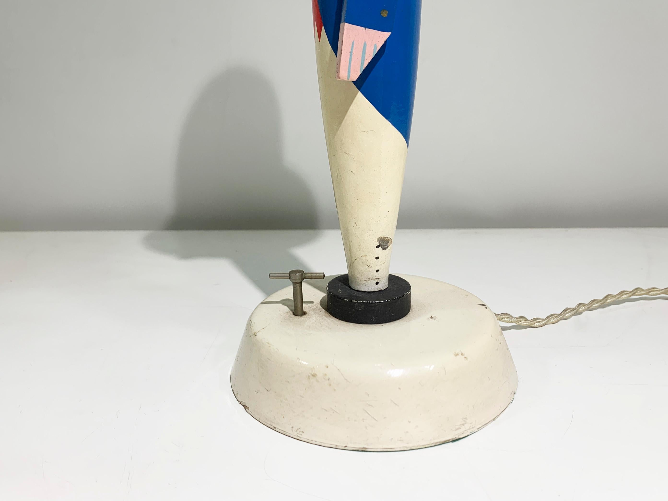 Vintage Soldier-Musik-Tischlampe von Suzanne Bonnichon, Vintage (20. Jahrhundert) im Angebot