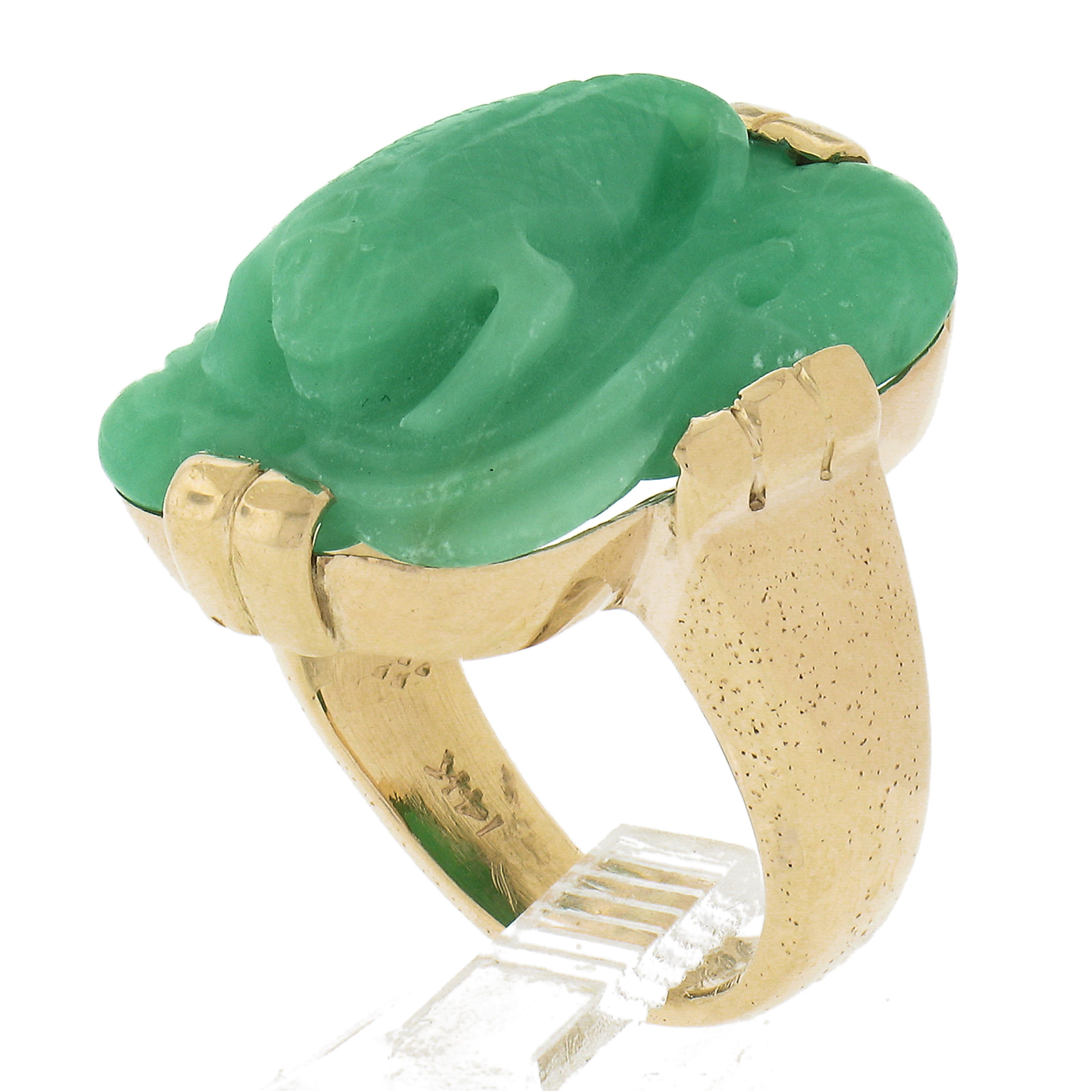 Vintage Solid 14k Yellow Gold Carved Jade Lizard / Salamander Cocktail Ring For Sale 5