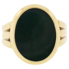 Vintage Solid 14k Yellow Gold Oval Inlaid Bloodstone Wide Grooved Solitaire Ring