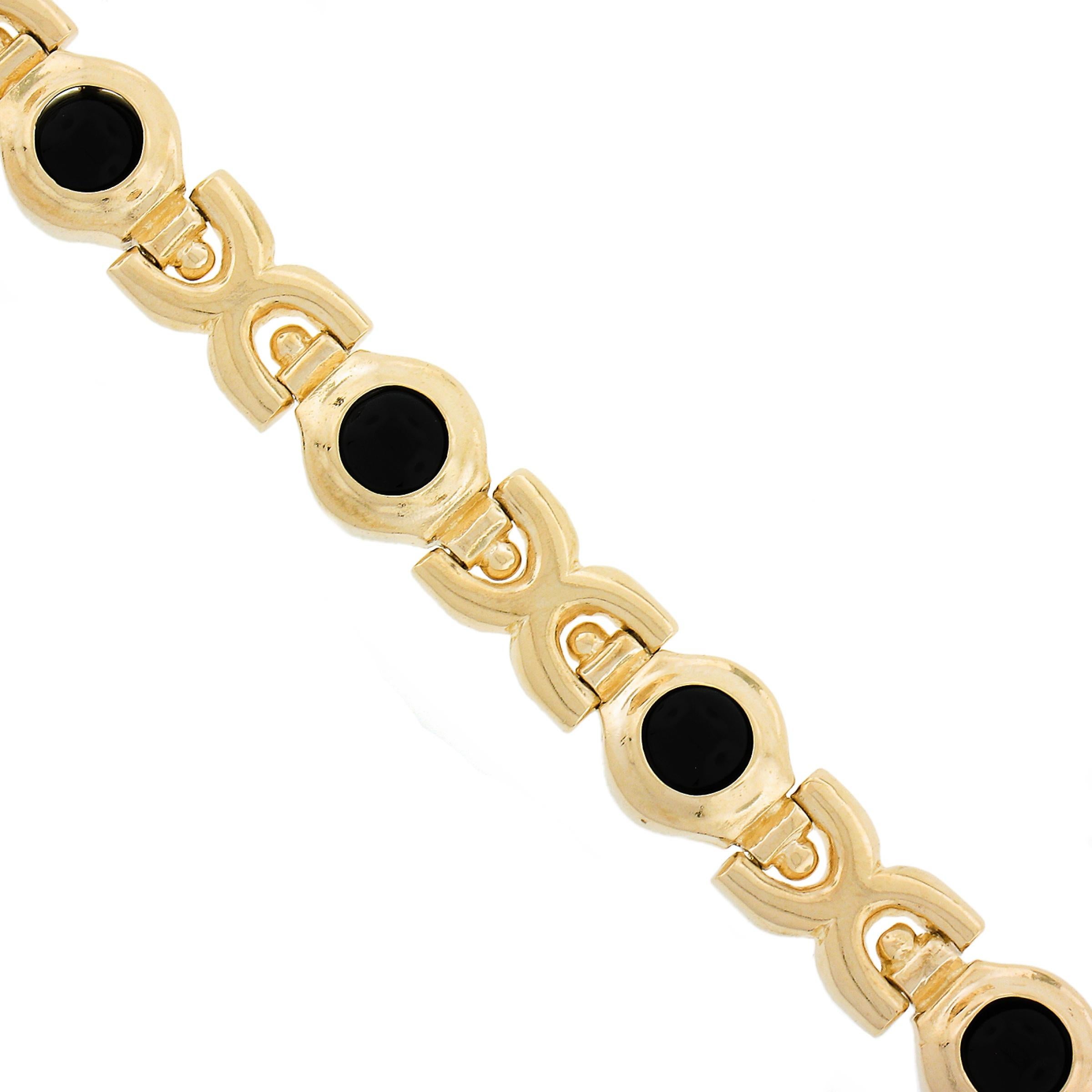Women's or Men's Vintage Solid 14k Yellow Gold Round Bezel Set Black Onyx Geometric Link Bracelet For Sale