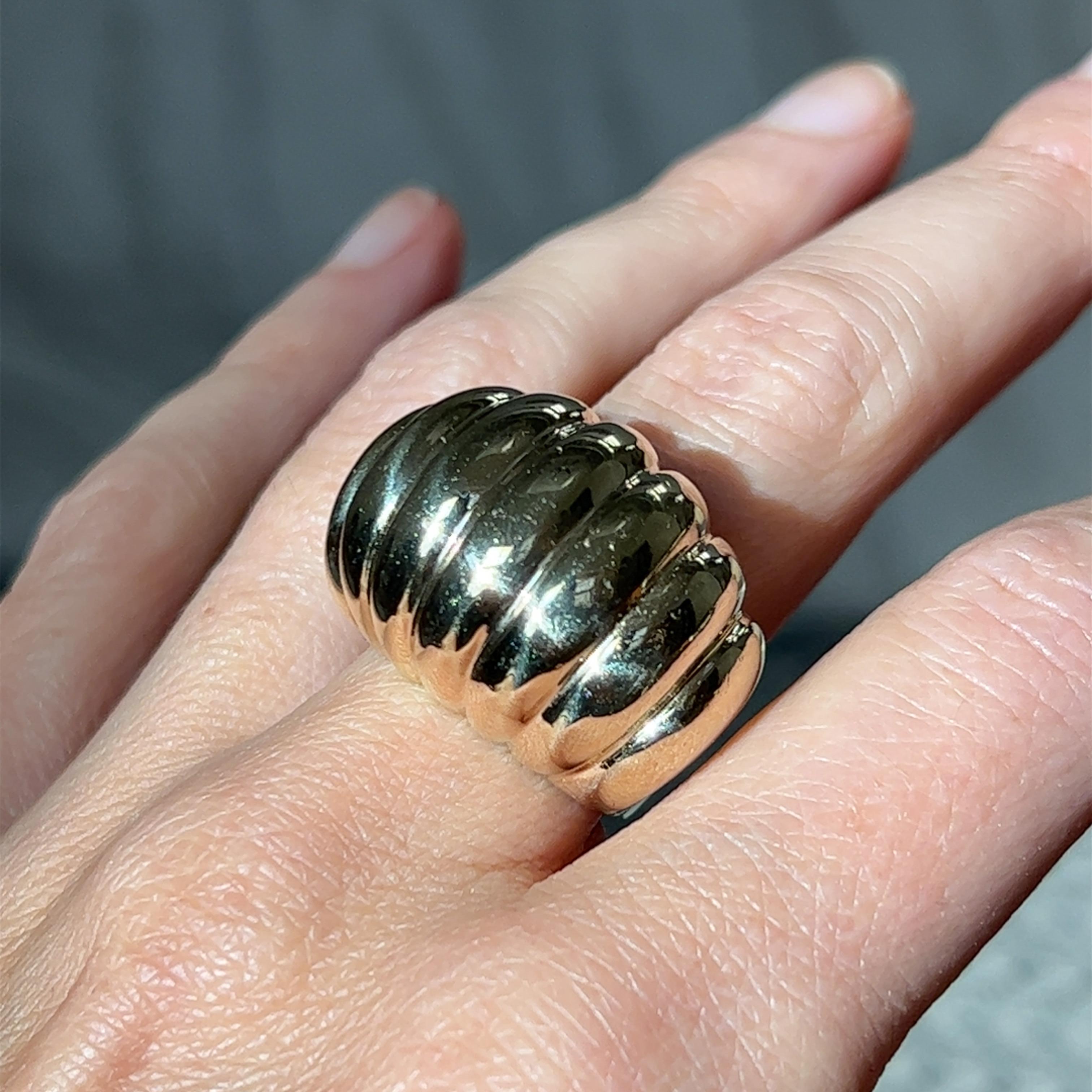 Vintage massiv 14K Gelbgold Scalloped Dome Ring 2
