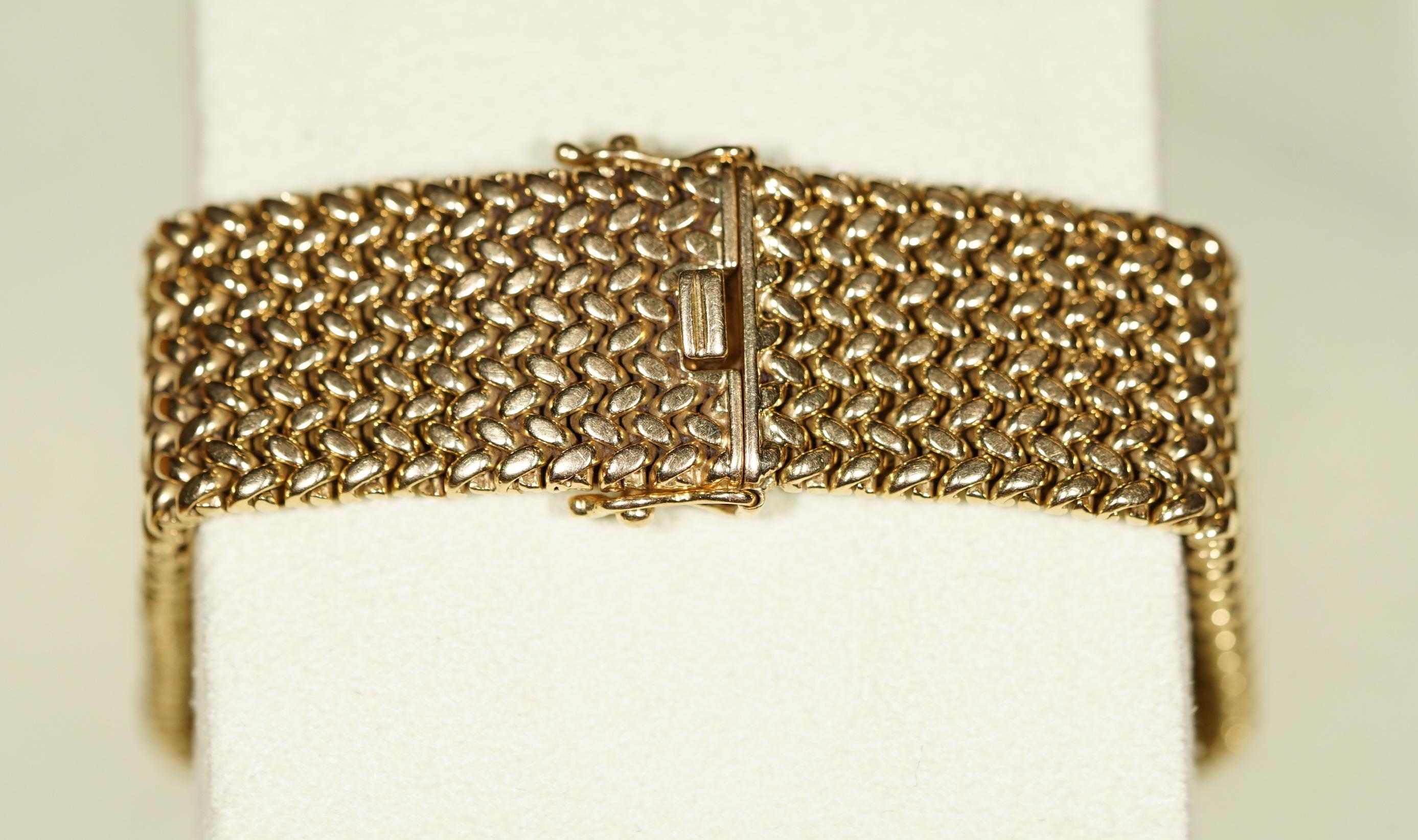 Vintage Solid 18-Carat Gold & Diamond Ladies Rolex Precision Bracelet Wristwatch 8