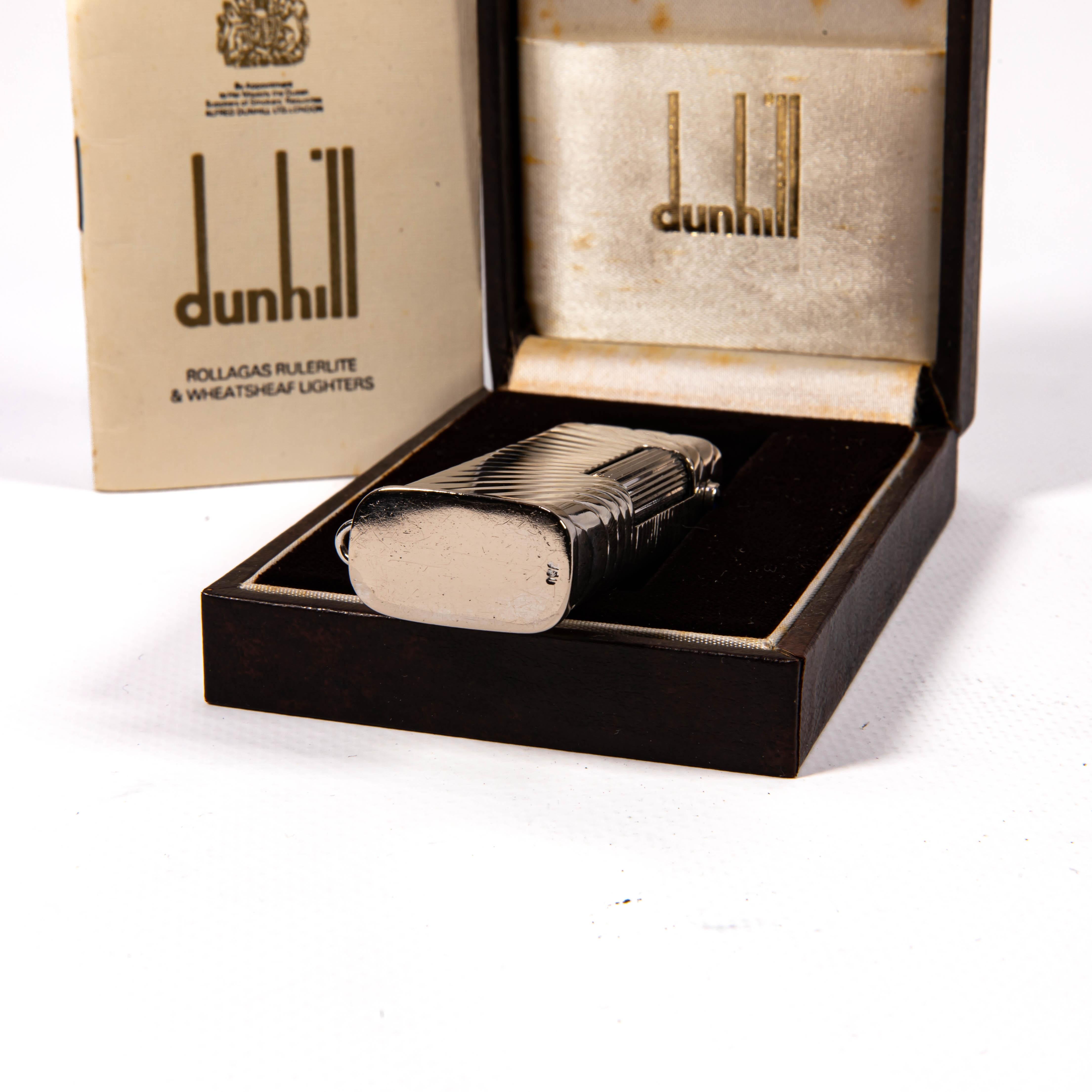 Vintage Solid 18k White Gold Jacket DUNHILL Rollagas Lighter With Saphire 1970s in vendita 5