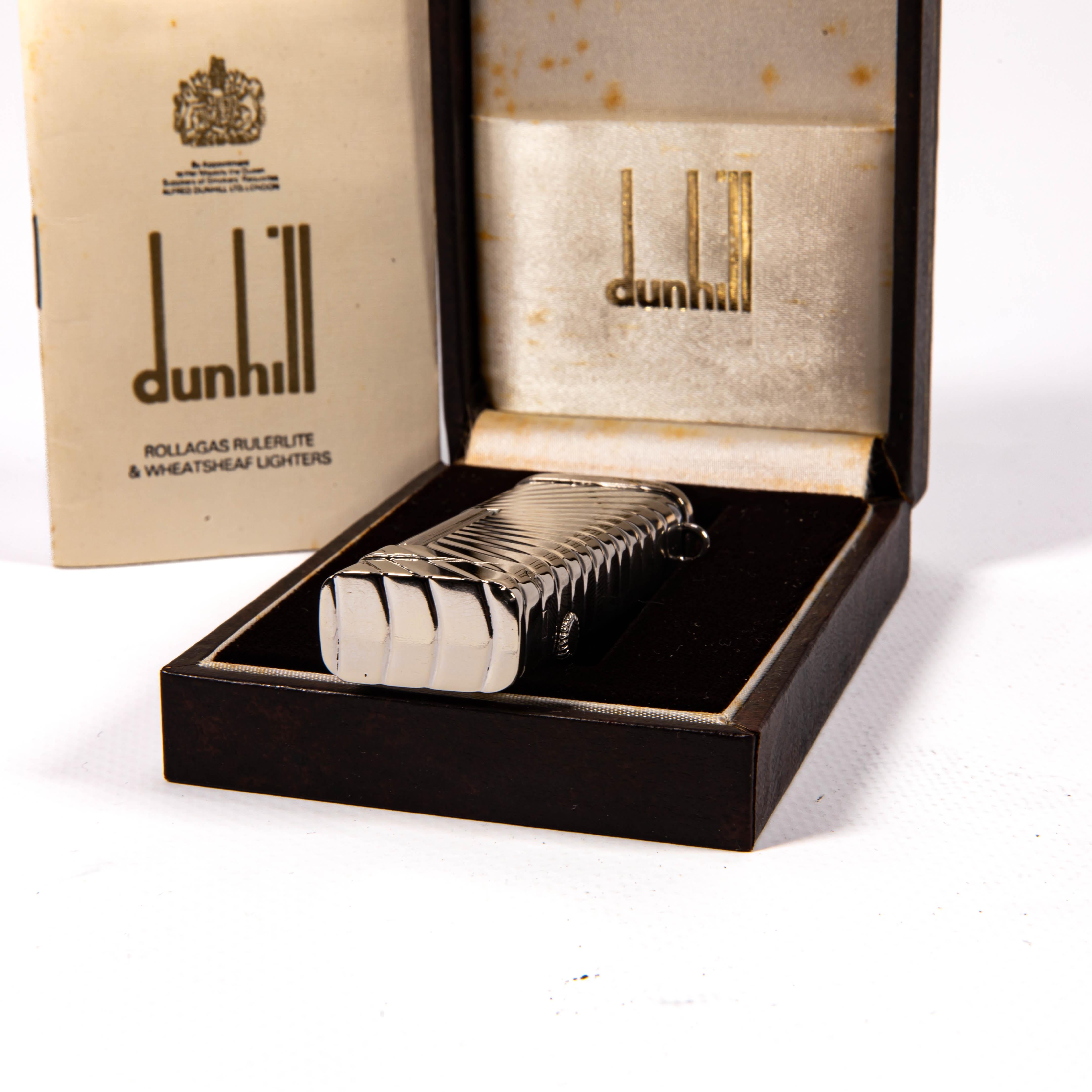 Vintage Solid 18k White Gold Jacket DUNHILL Rollagas Lighter With Saphire 1970s in vendita 4