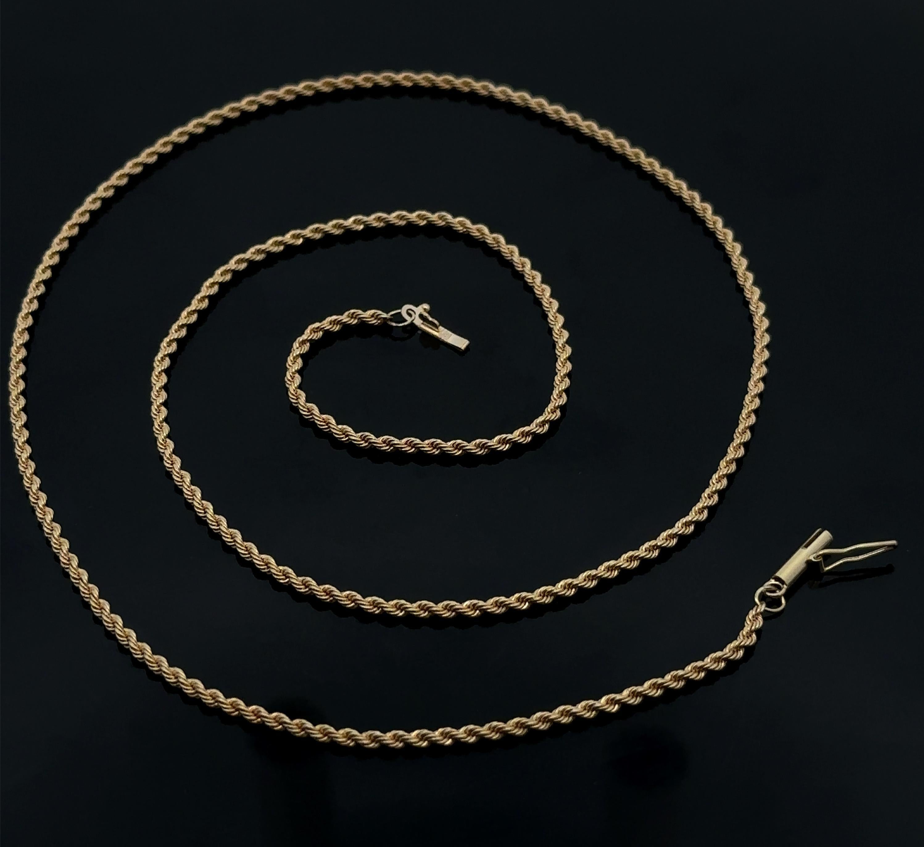 MATERIAL: Massives 18k Gelbgold
Gewicht: 8,3 Gramm
Kettentyp: Seilgliederkette 
Länge der Kette:  20
