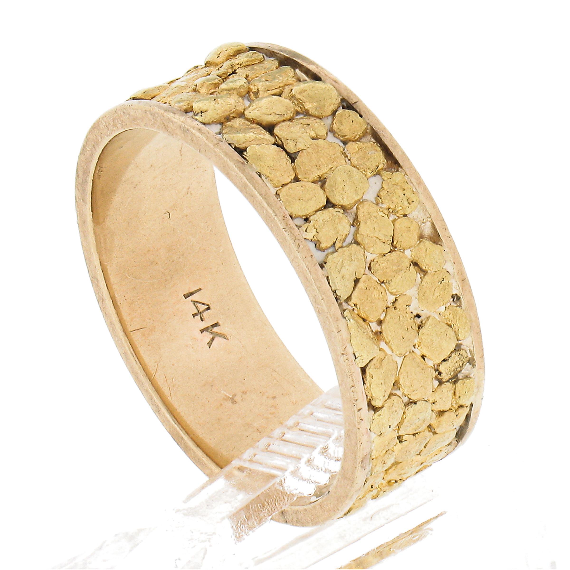 Vintage Solid 18k Yellow Gold 7.9mm Nugget Textured Eternity Wide Band Ring For Sale 3