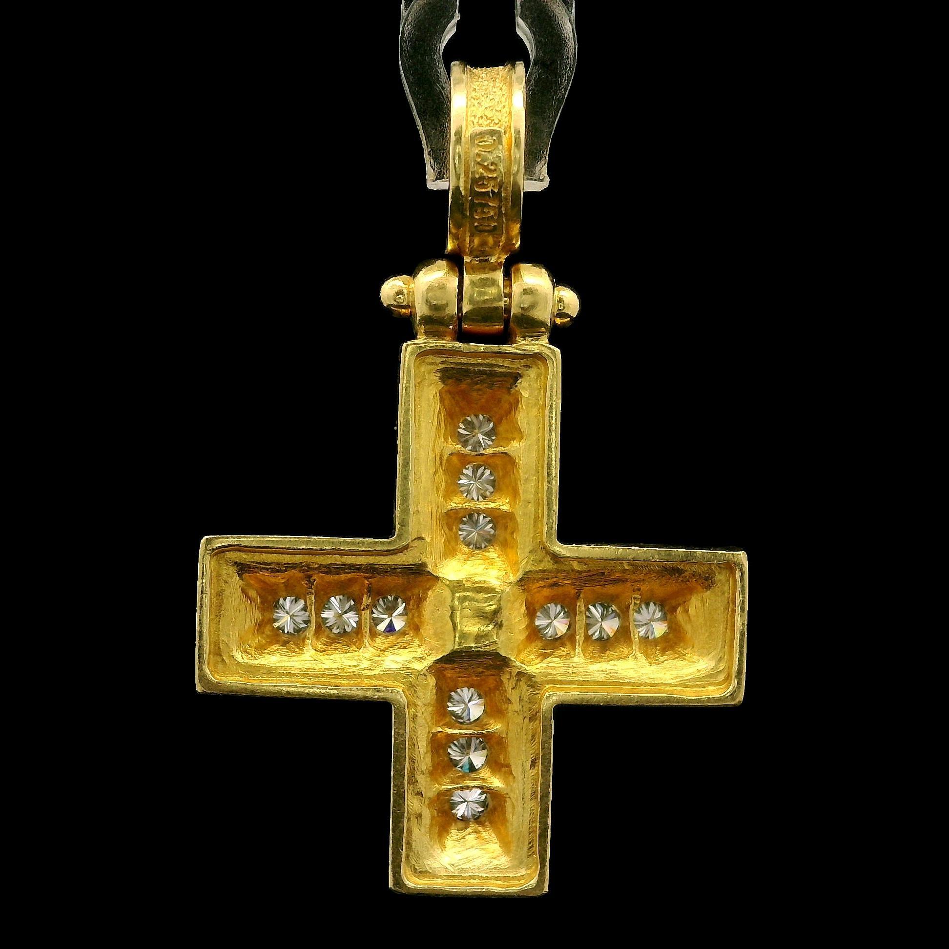 Vintage Solid 18k Gelbgold hohe Qualität 0,60ctw Runde Diamant Kreuz Anhänger im Angebot 3