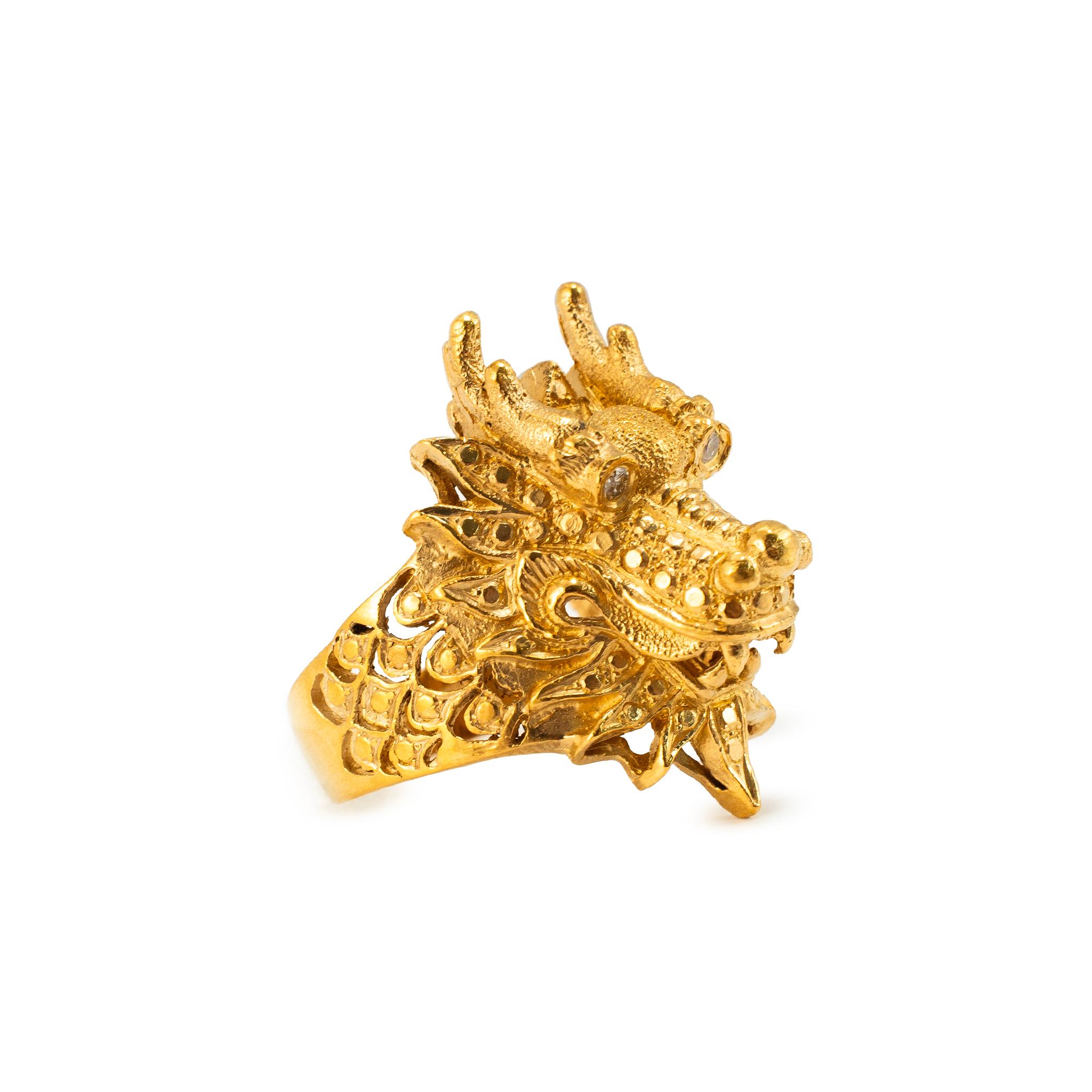 Round Cut Vintage Solid 24K Gold 9999 Diamond Eyes Carved Dragon Head Cocktail Ring For Sale