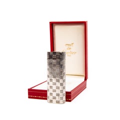 Briquet Cartier « Les Must » vintage en argent massif 800, dans son coffret, années 1970
